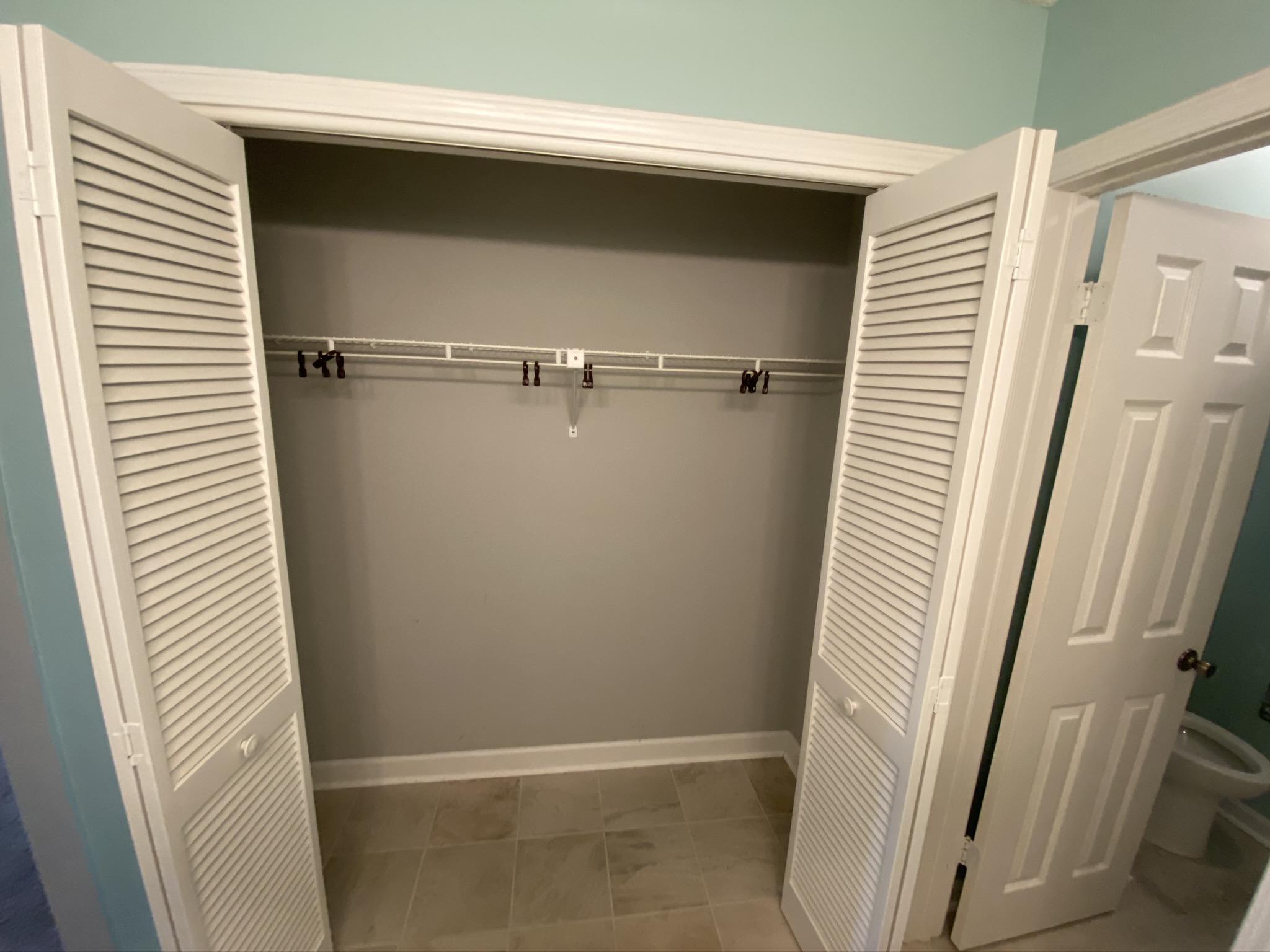 LAKESIDE CONDO AT BLUEWATER BAY - Residential