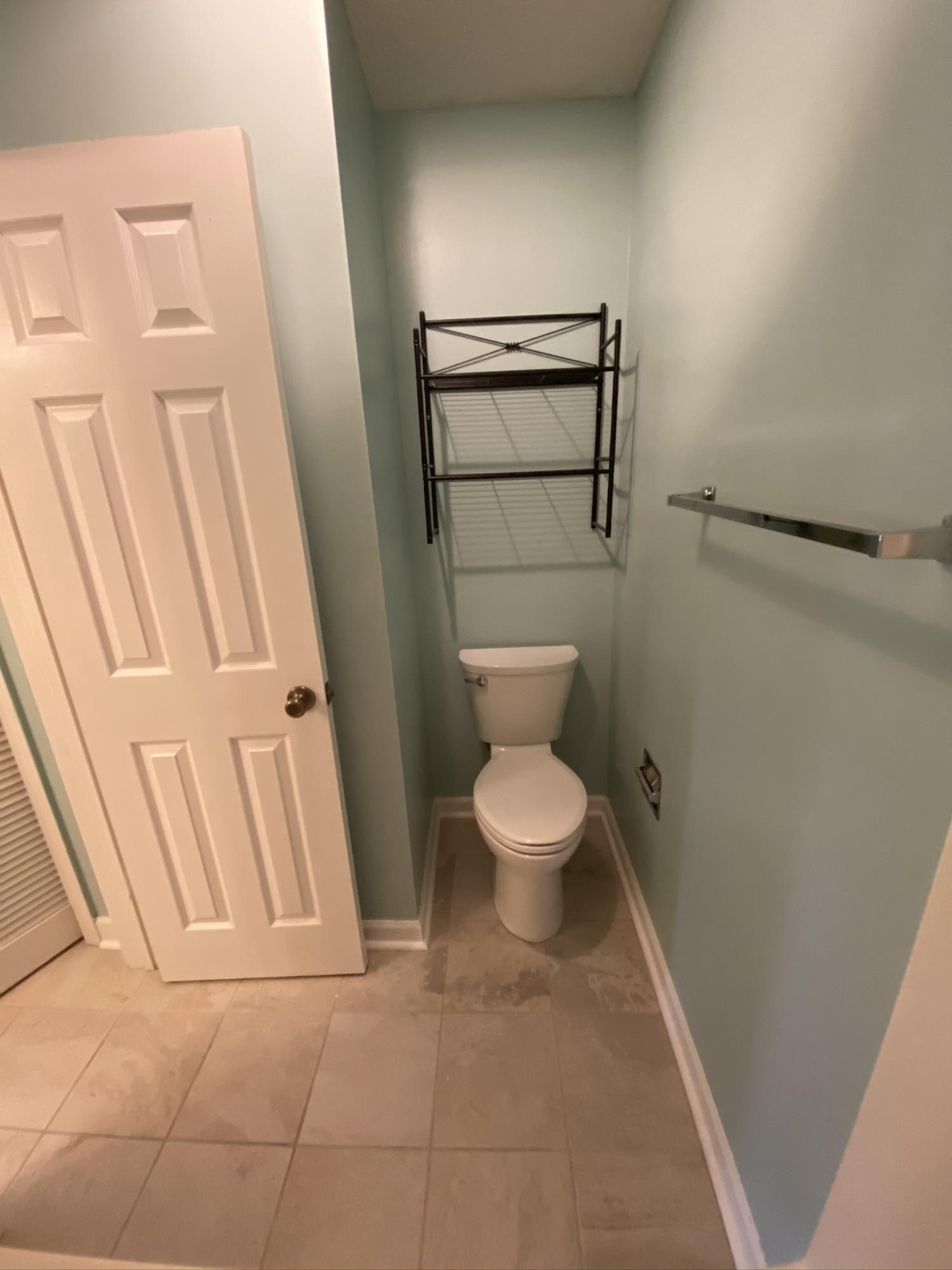 LAKESIDE CONDO AT BLUEWATER BAY - Residential