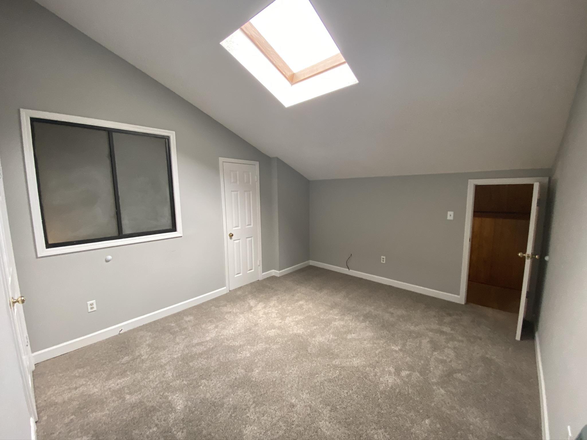 LAKESIDE CONDO AT BLUEWATER BAY - Residential