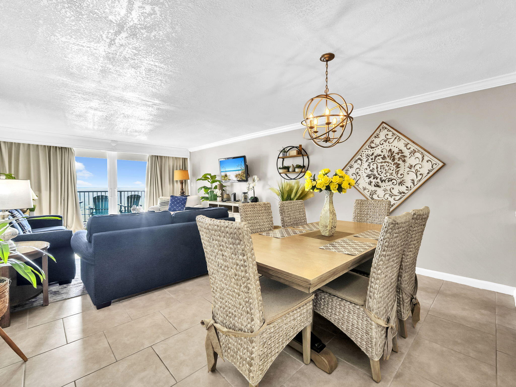 SHORELINE TOWERS 2 - Residential