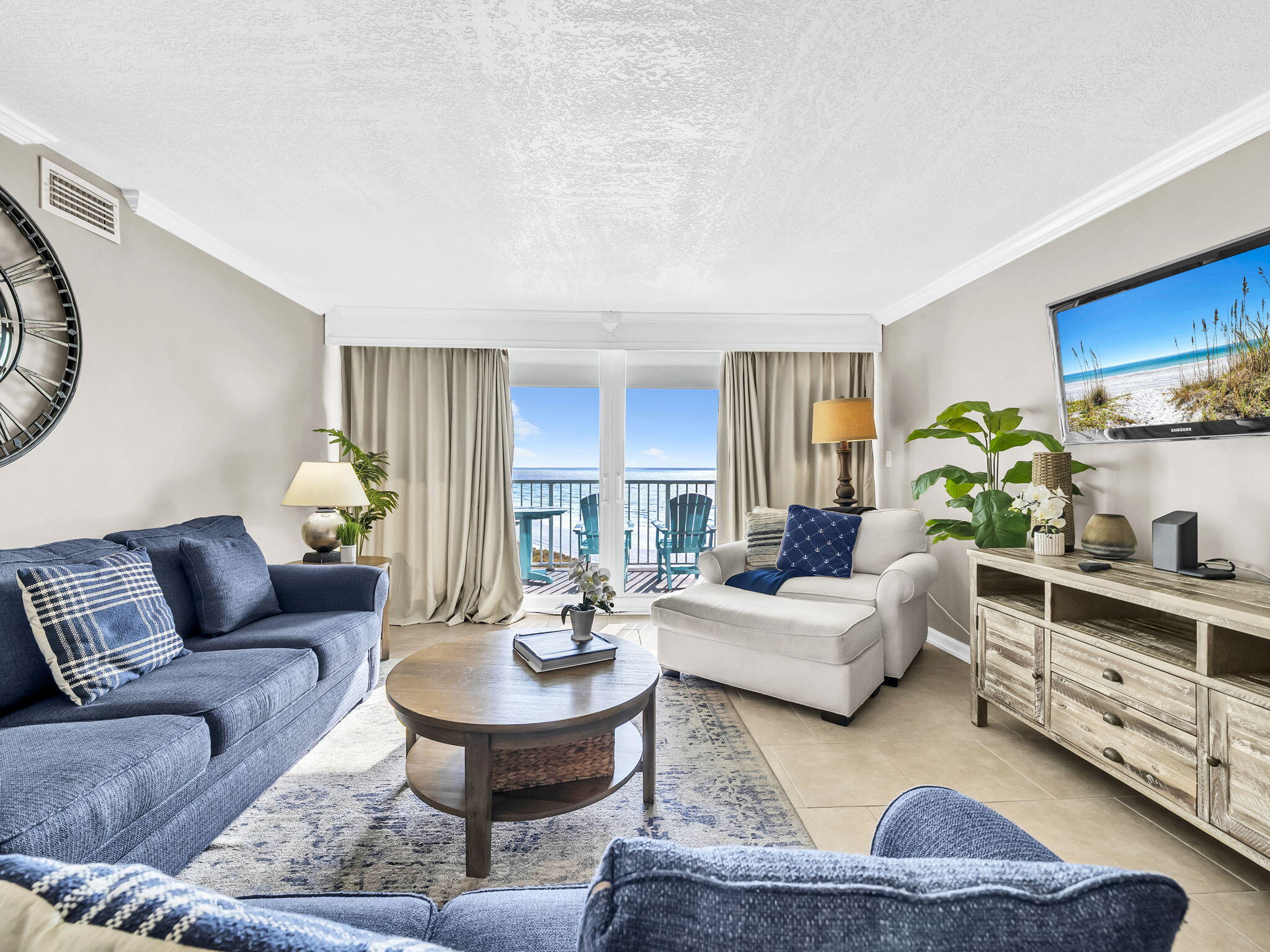 SHORELINE TOWERS 2 - Residential