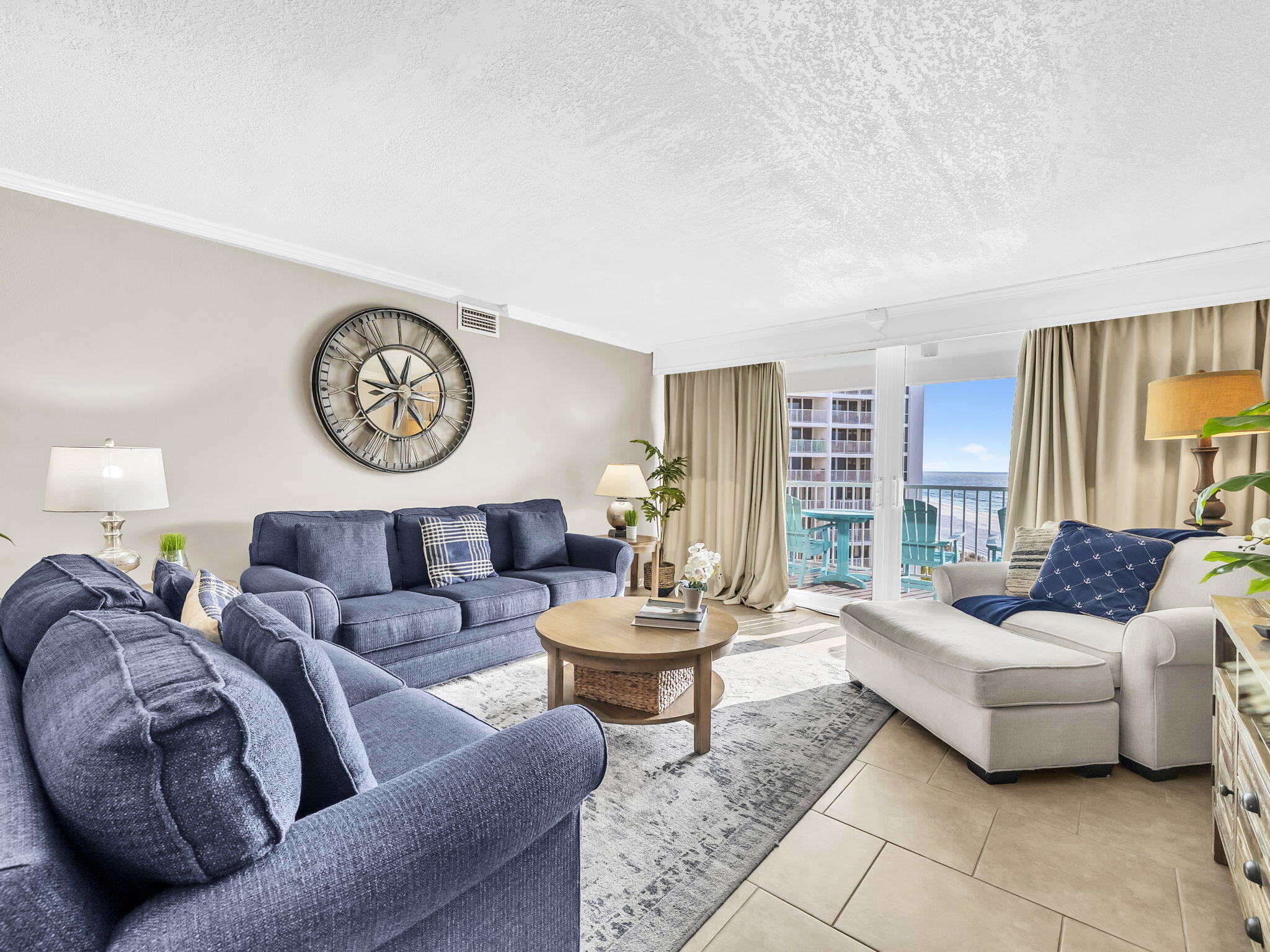 SHORELINE TOWERS 2 - Residential