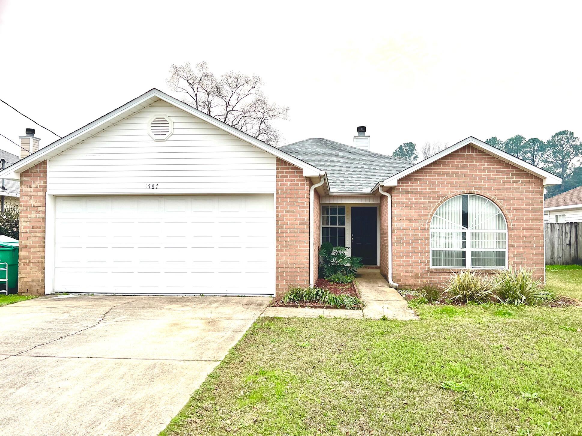 SOUTHERN PINES - Residential Lease