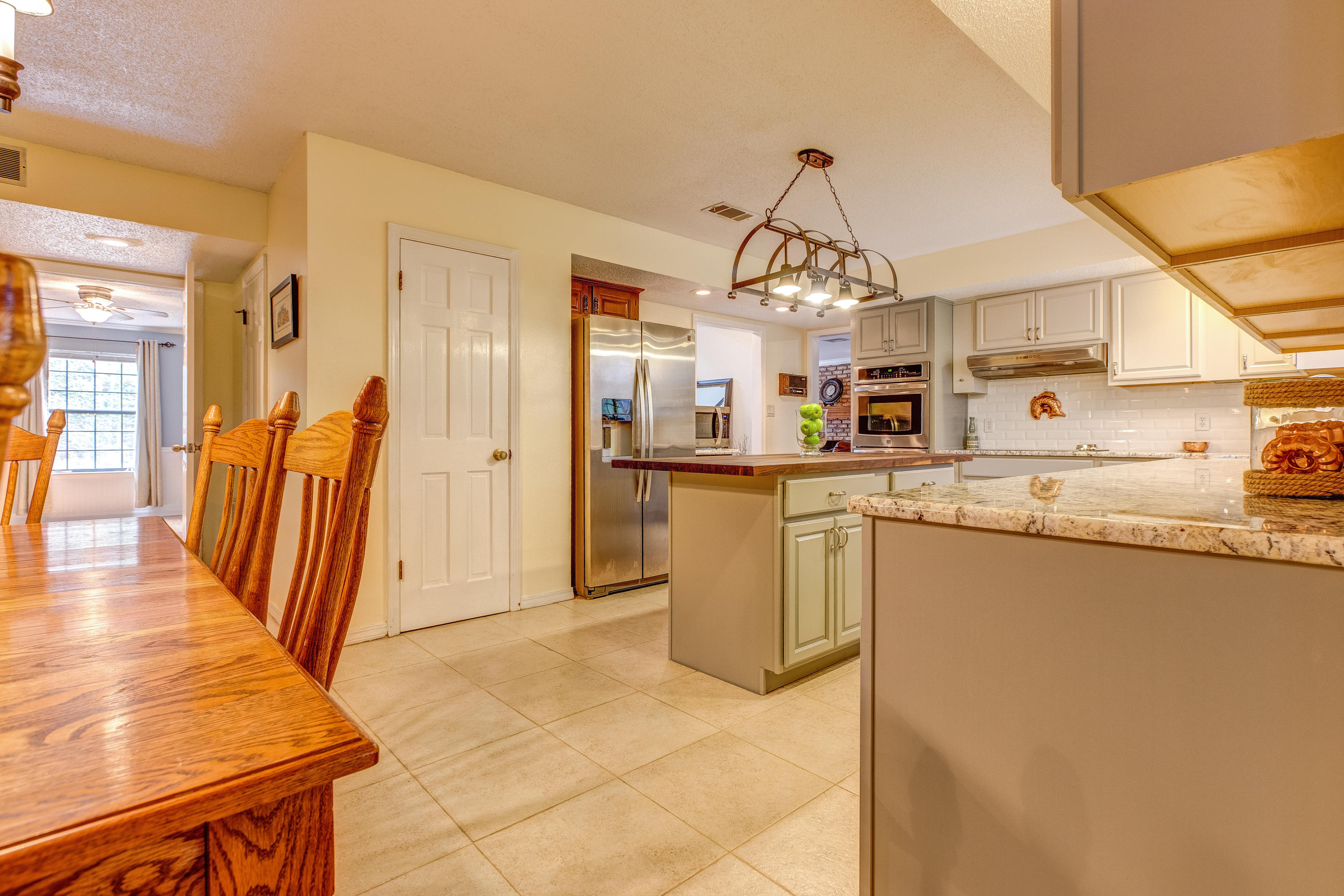 Pine forest manor - Residential