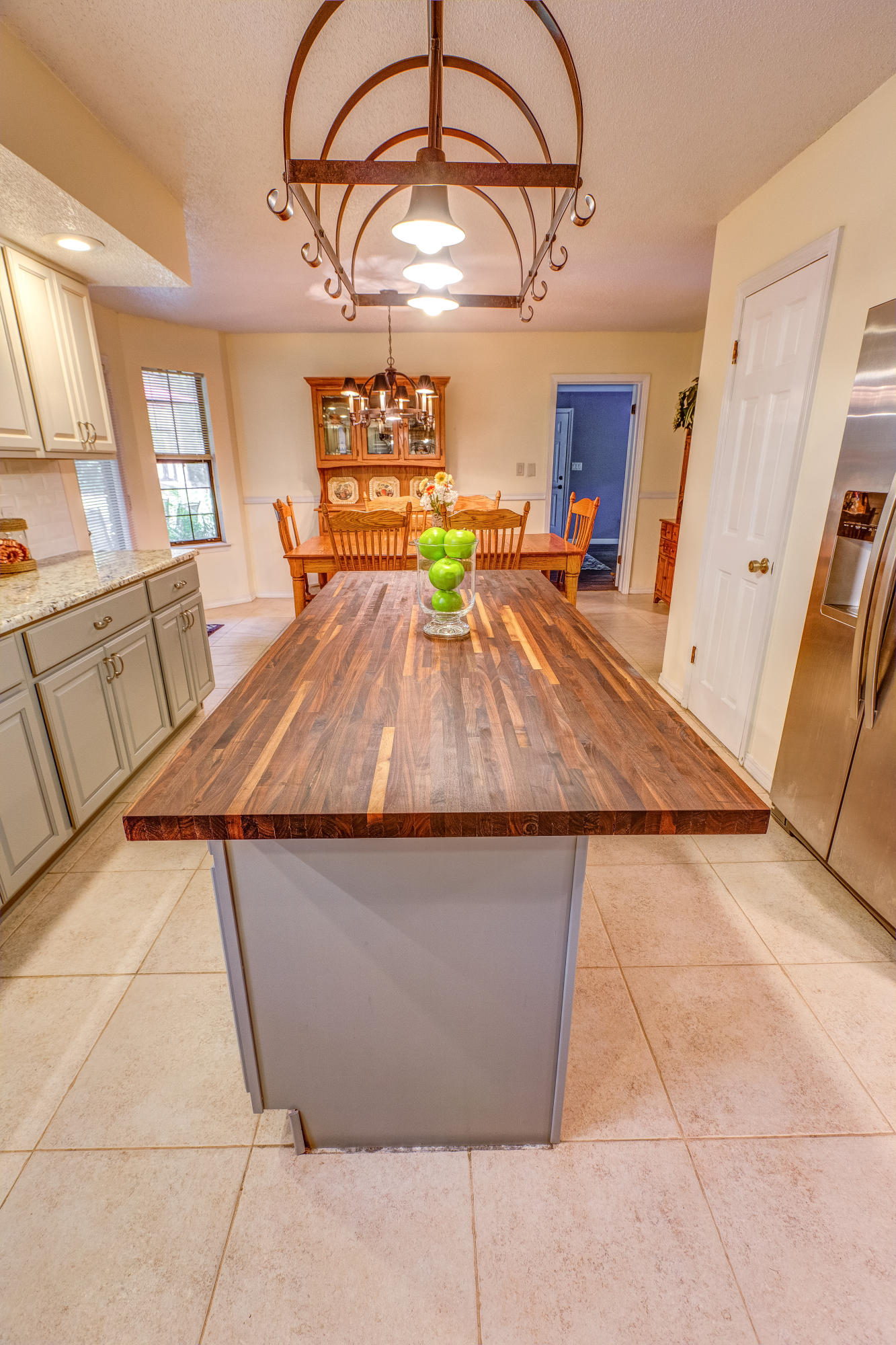 Pine forest manor - Residential