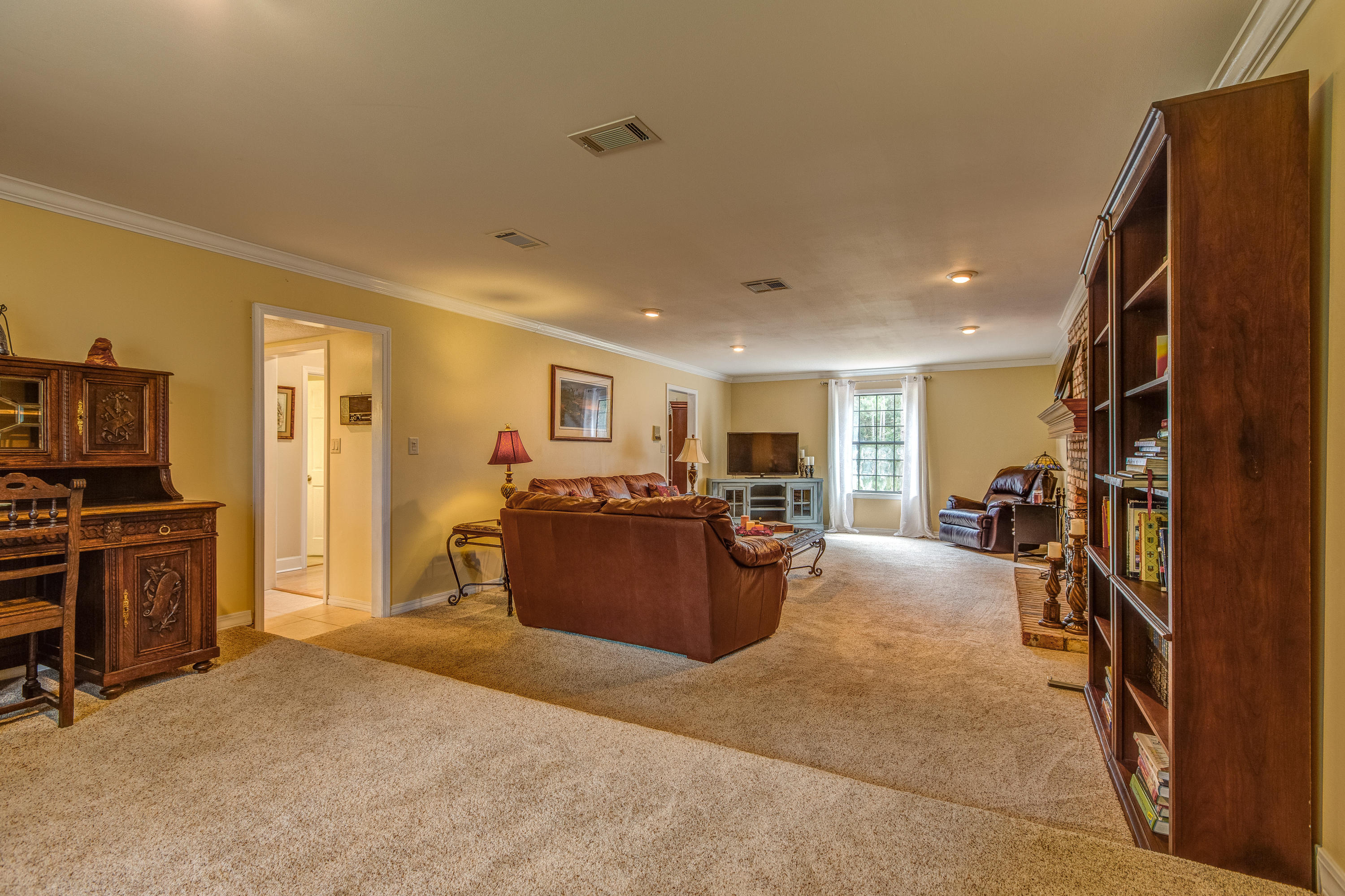 Pine forest manor - Residential