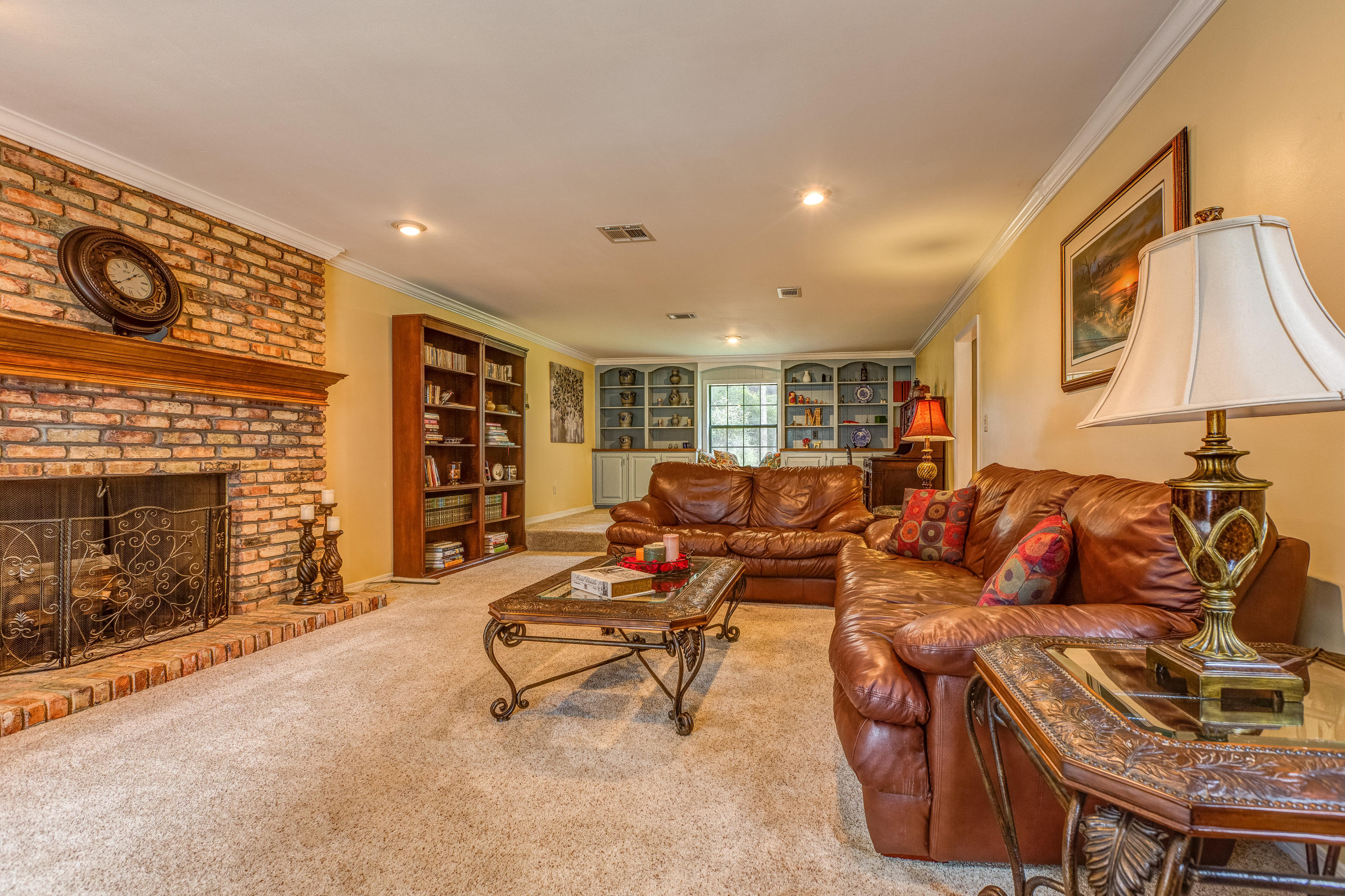 Pine forest manor - Residential