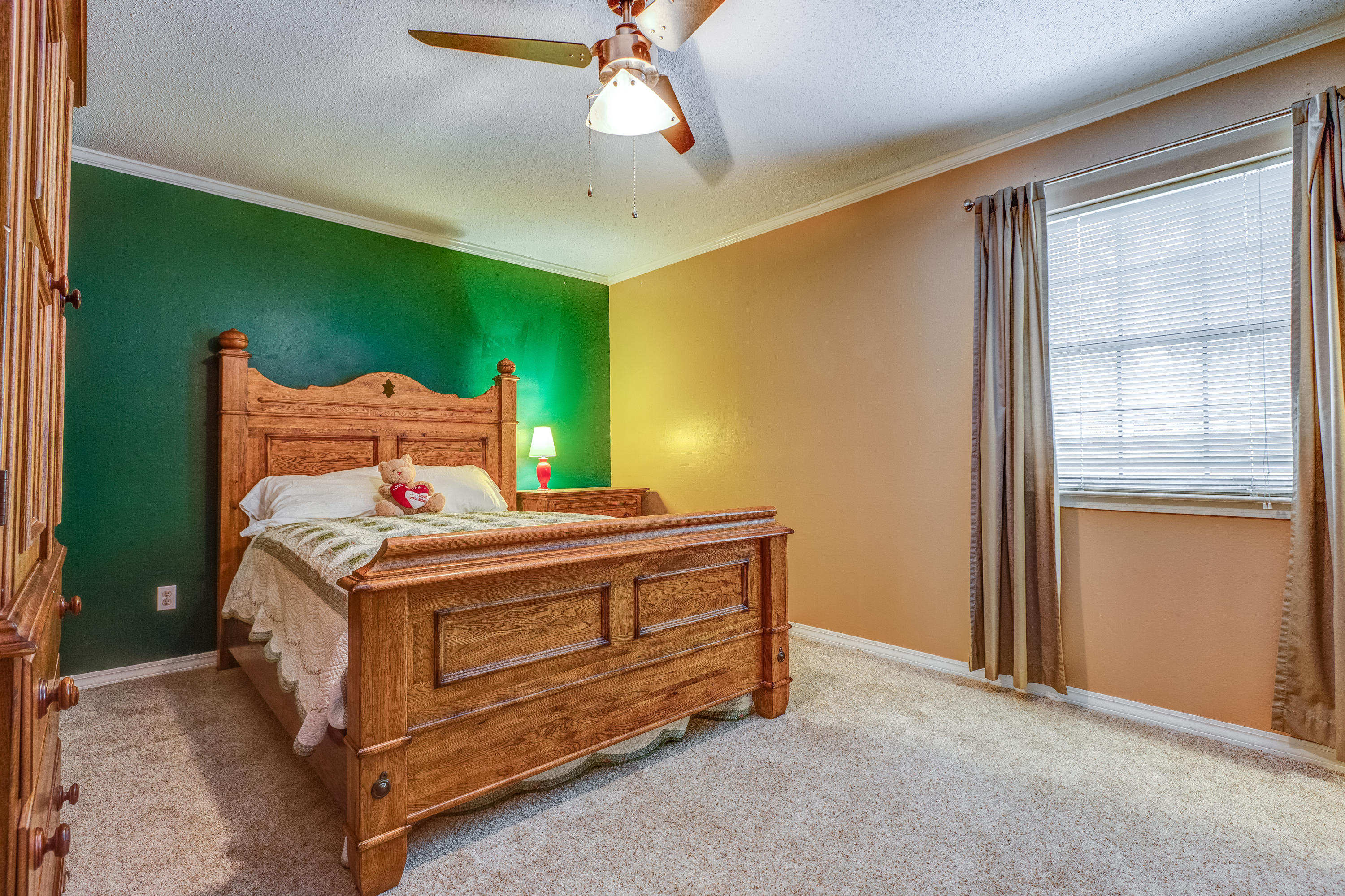 Pine forest manor - Residential