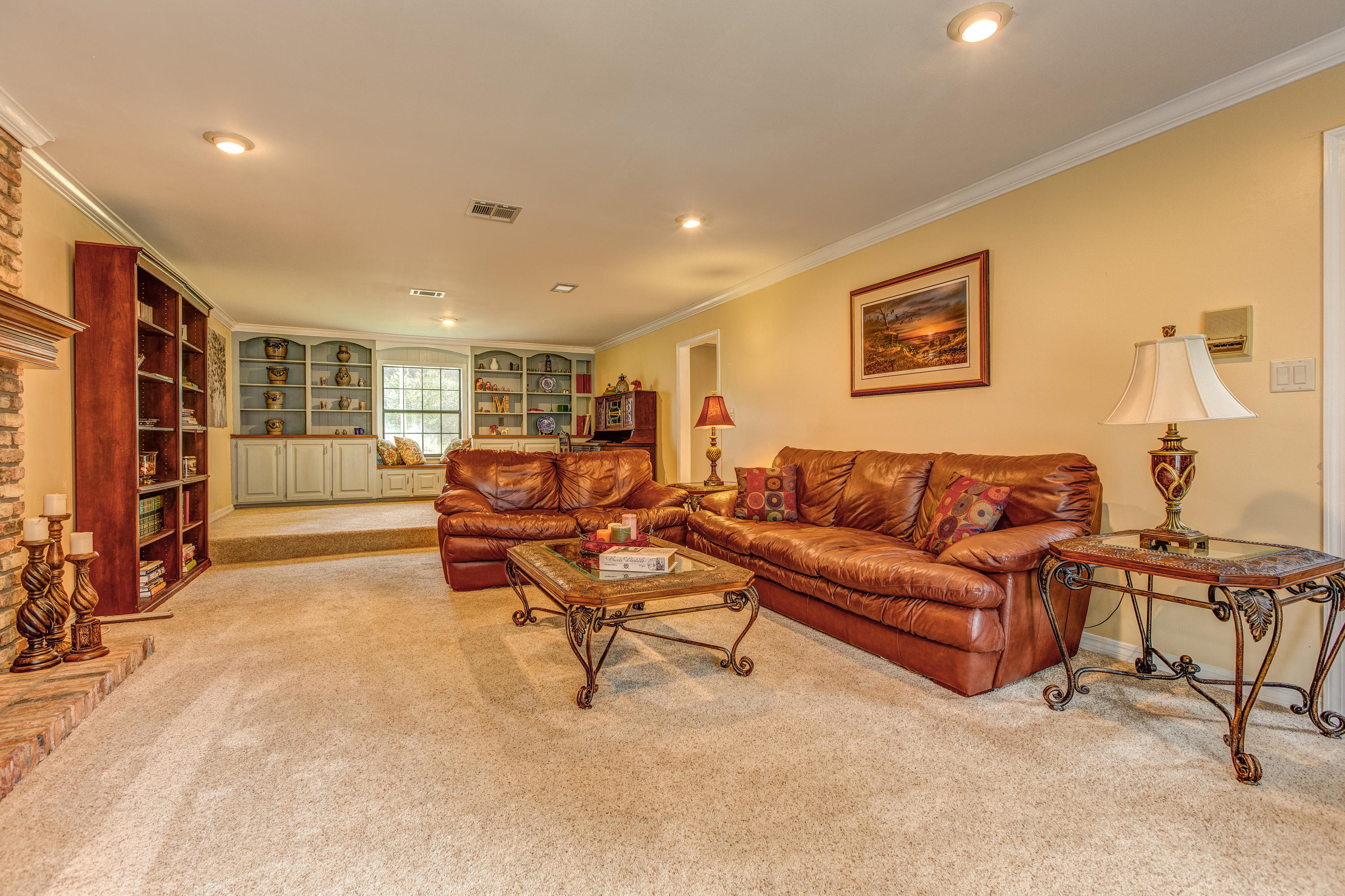 Pine forest manor - Residential