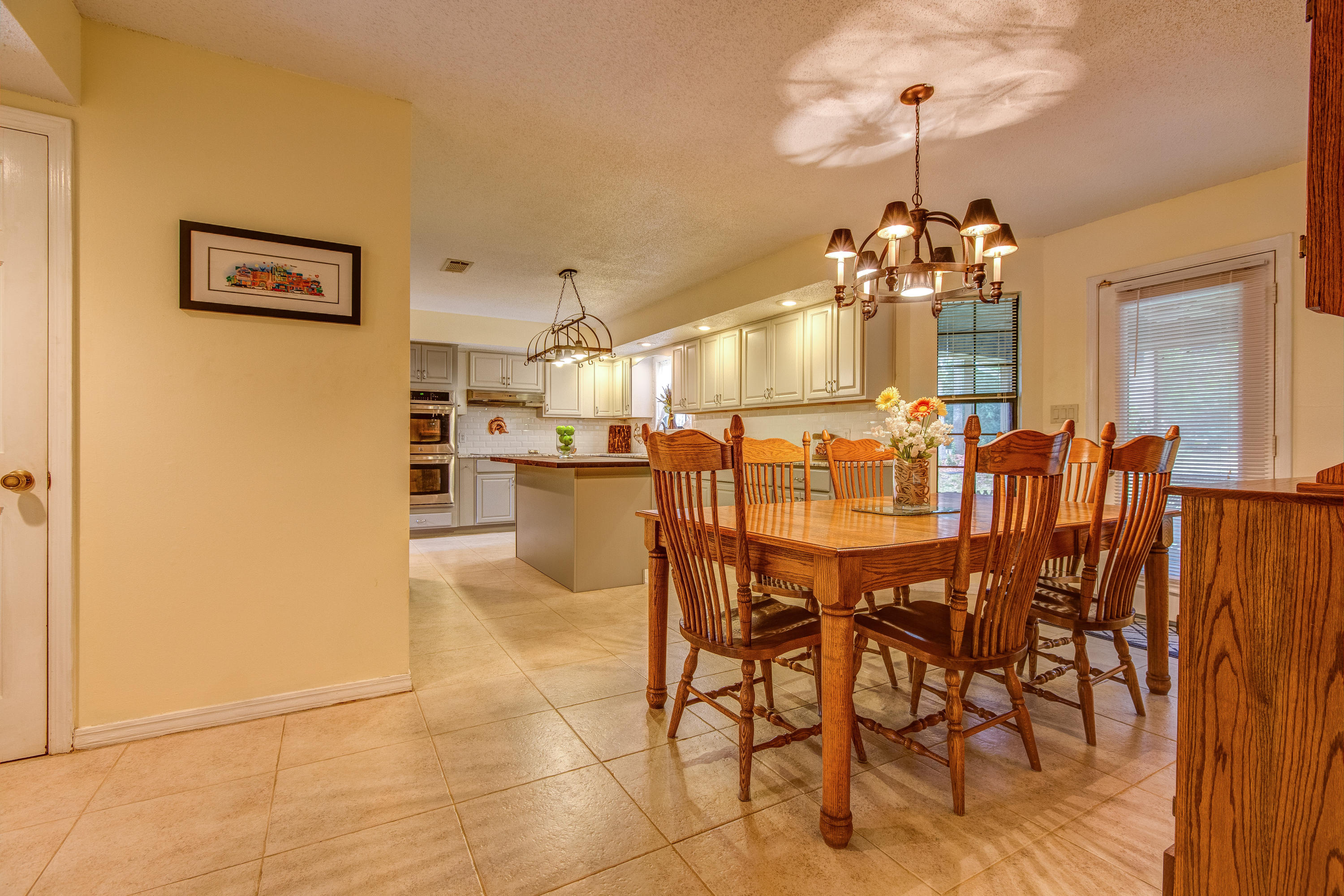 Pine forest manor - Residential