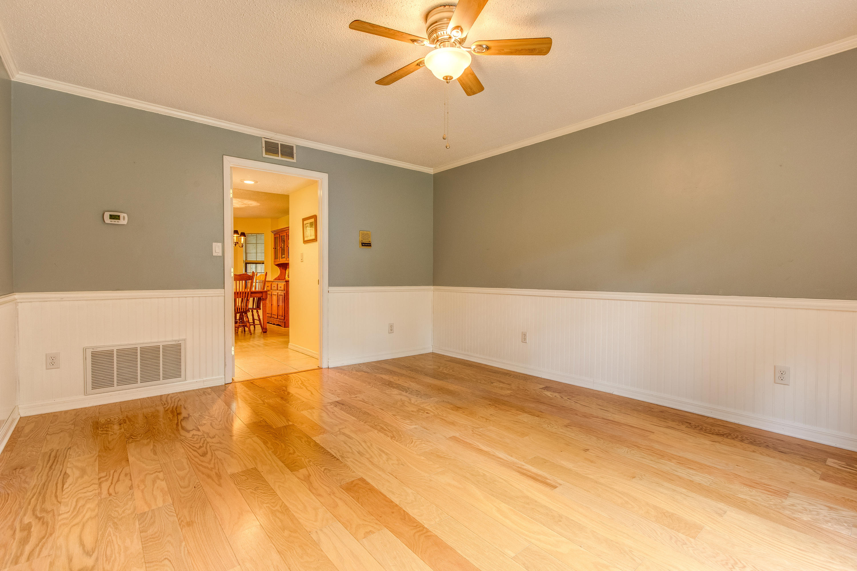 Pine forest manor - Residential