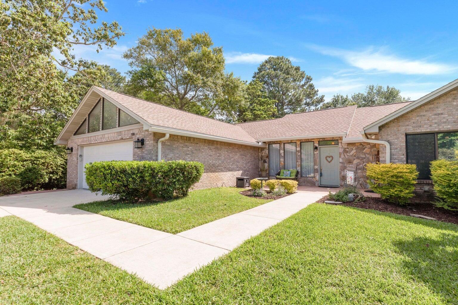 BLUEWATER BAY - Residential Lease
