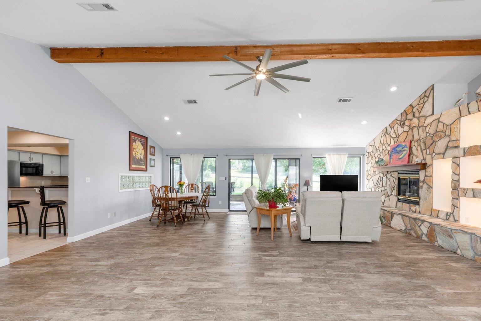 BLUEWATER BAY - Residential Lease