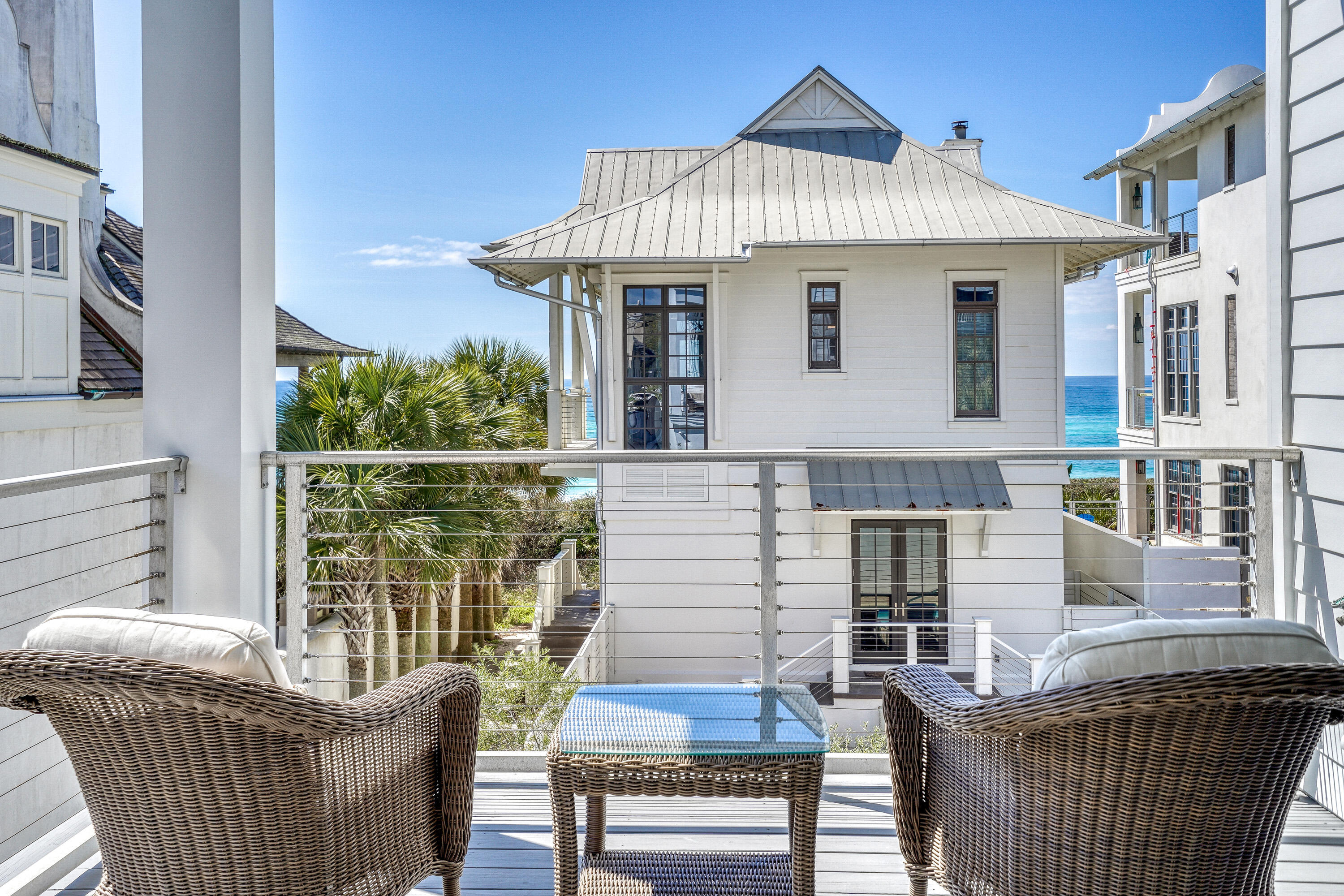 WATER'S EDGE - Residential