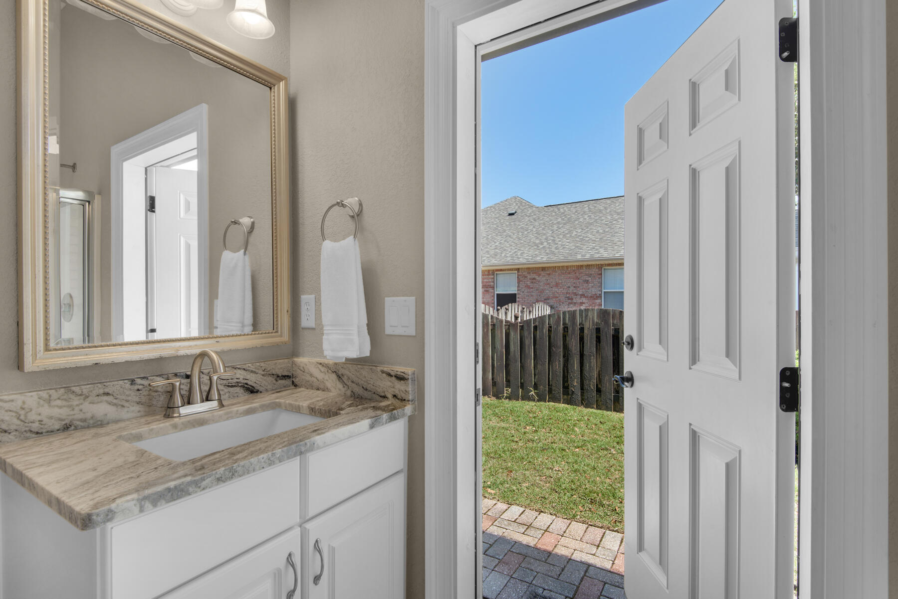 MAGNOLIA PLANTATION AT BLUEWATER BAY - Residential