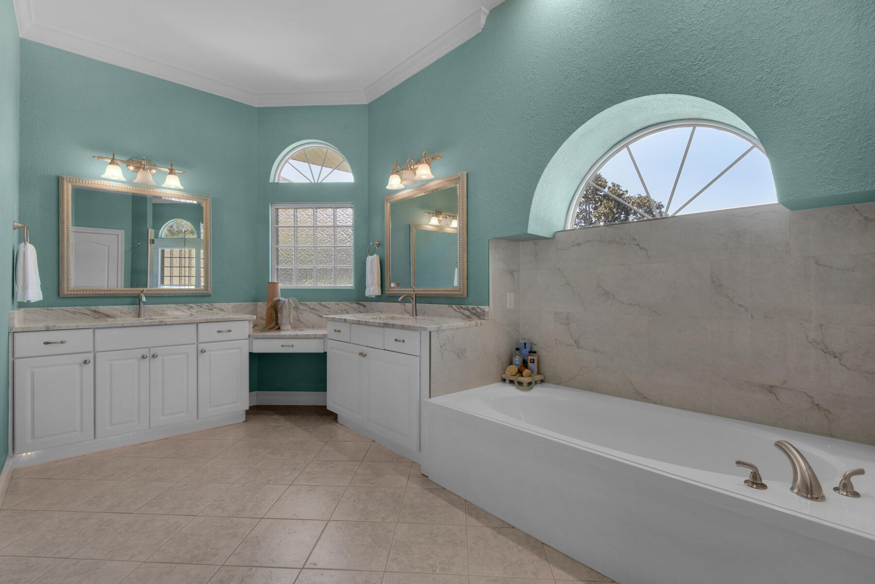 MAGNOLIA PLANTATION AT BLUEWATER BAY - Residential