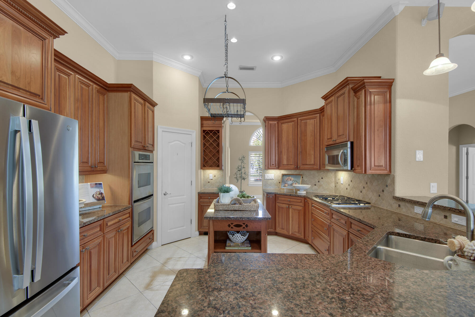 MAGNOLIA PLANTATION AT BLUEWATER BAY - Residential