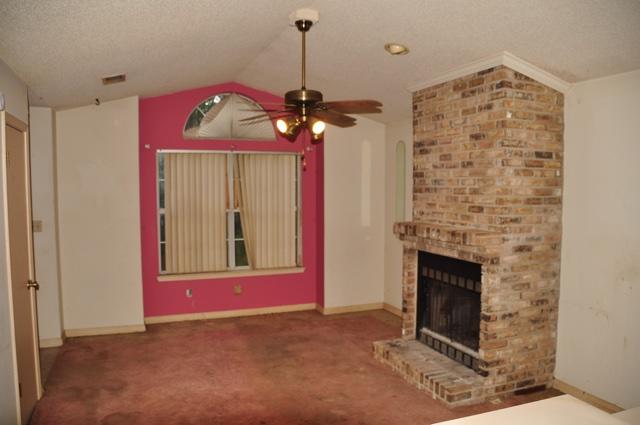 MONAHAN MANOR - Residential