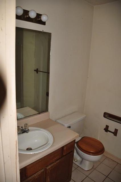 MONAHAN MANOR - Residential