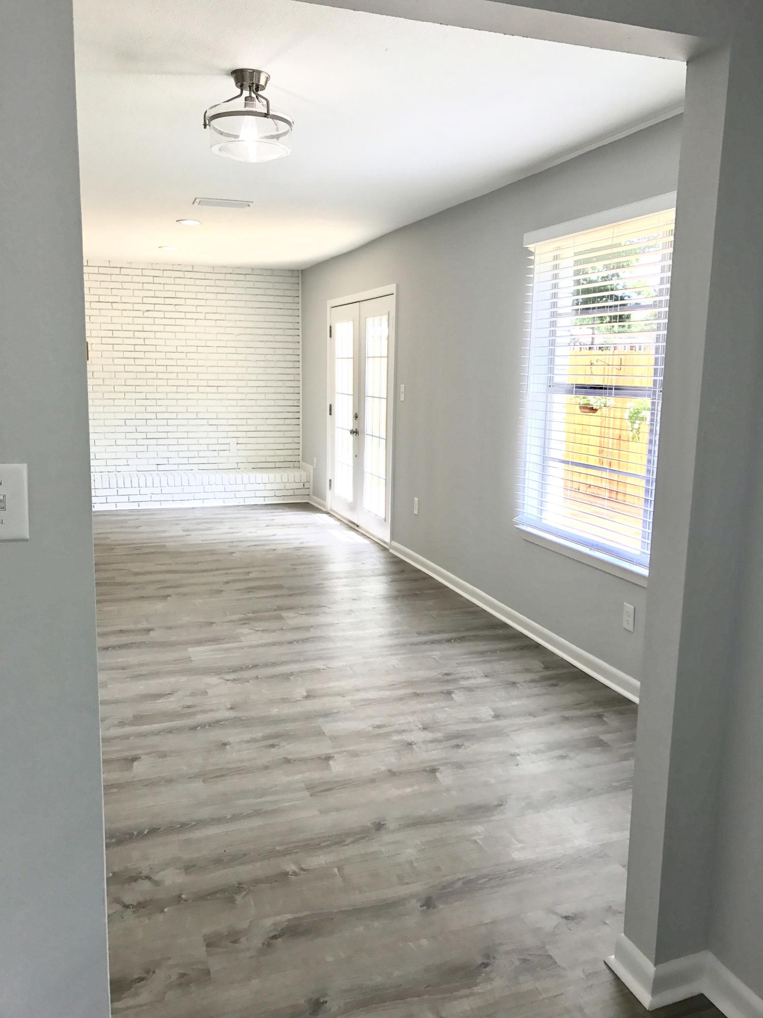 BAYOU POQUITO - Residential