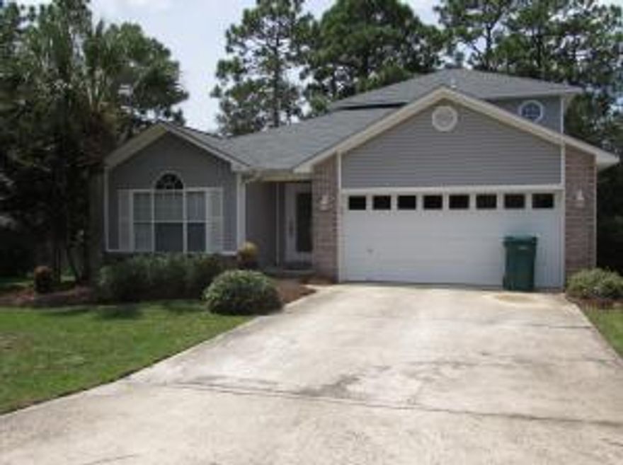 Great Rental in the Bluewater Bay Area. 3 Bedrooms and 2 and 1/2 Bath. Nice Kitchen with stainless steel appliances, open deck in back. Bluewater Elementary school district. 2 car garage. W&D included. Pets allowed under 40 pounds. All adults intending to live at the property must fill out an application and be on the lease. Move in date 3-15-2016