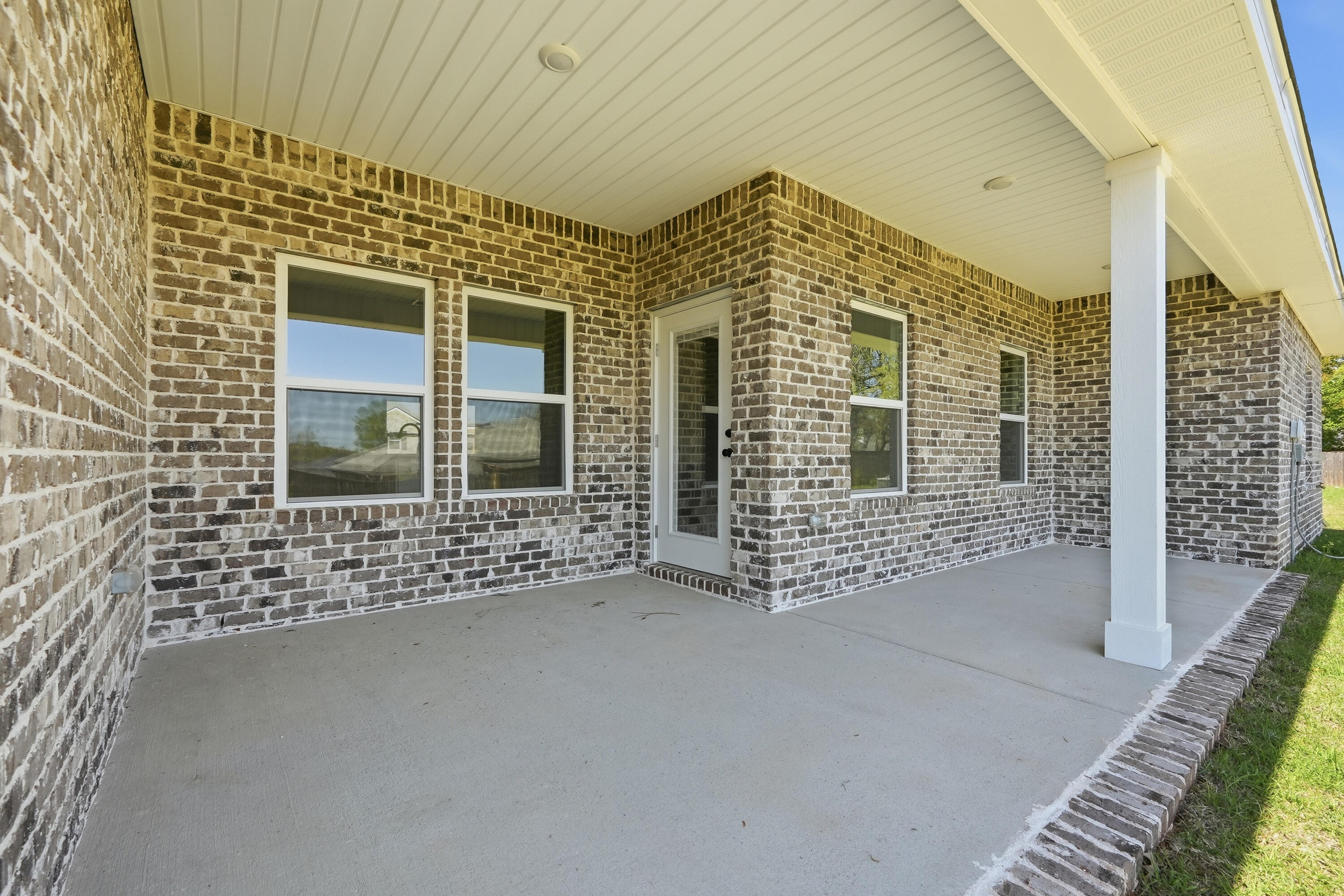 BARTON'S BEND - Residential