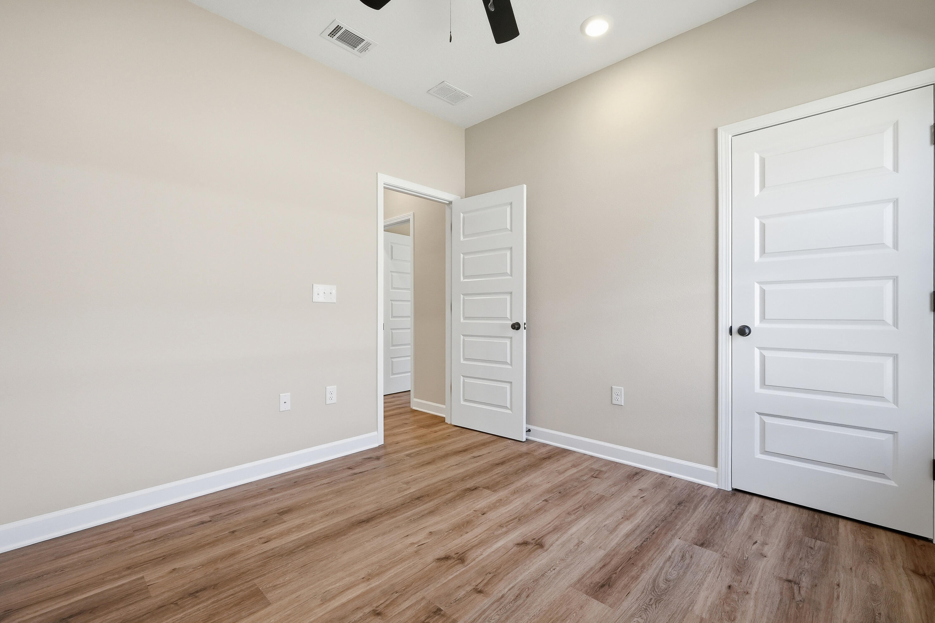 BARTON'S BEND - Residential