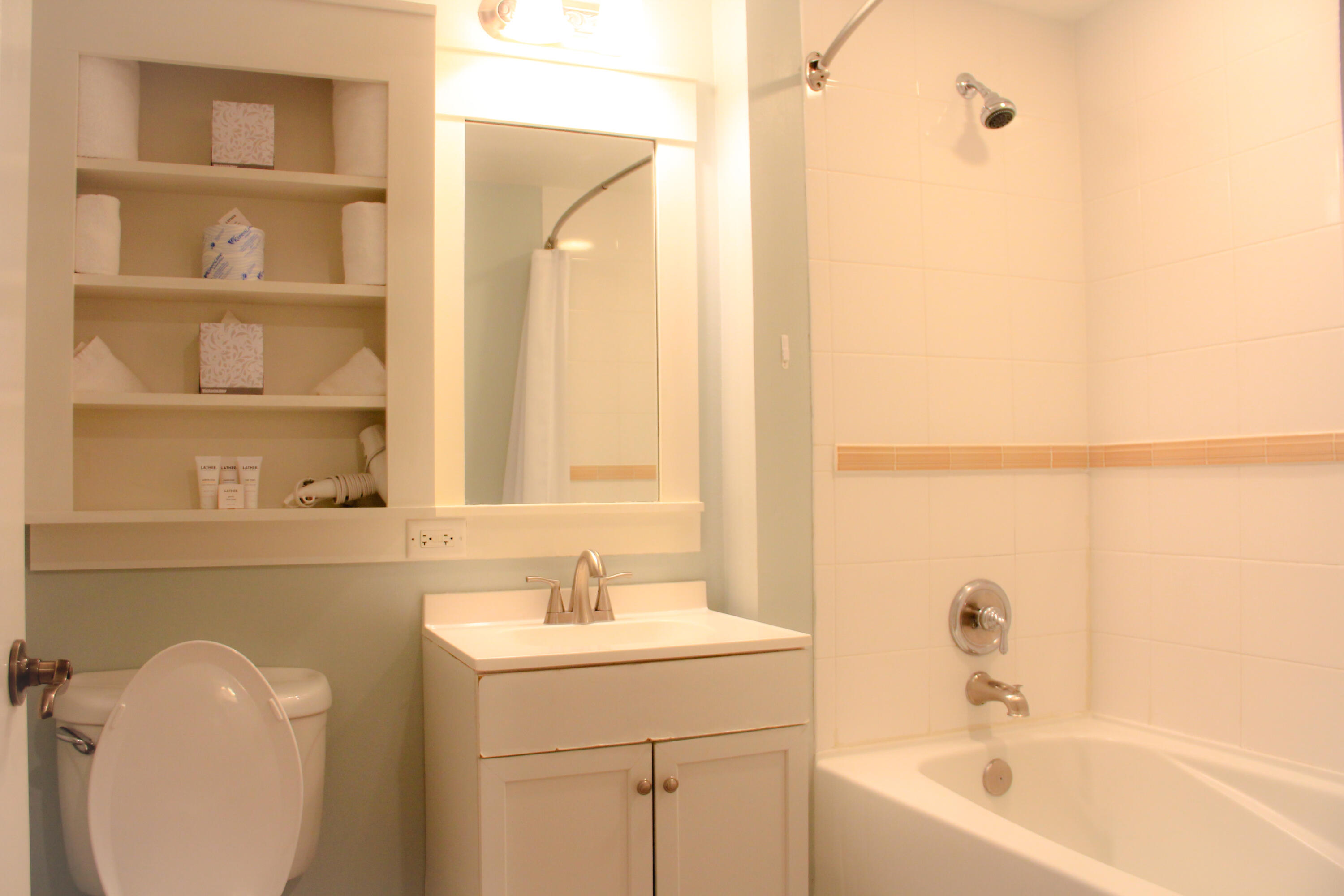 PILOT HOUSE - Residential