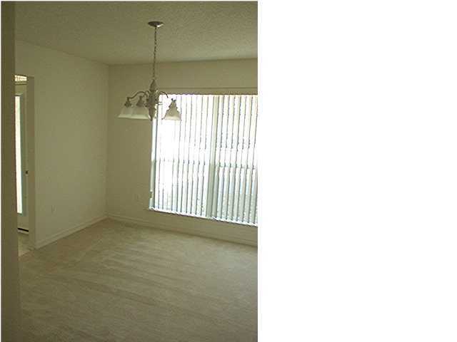 CREETWOOD VILLAGE - Residential