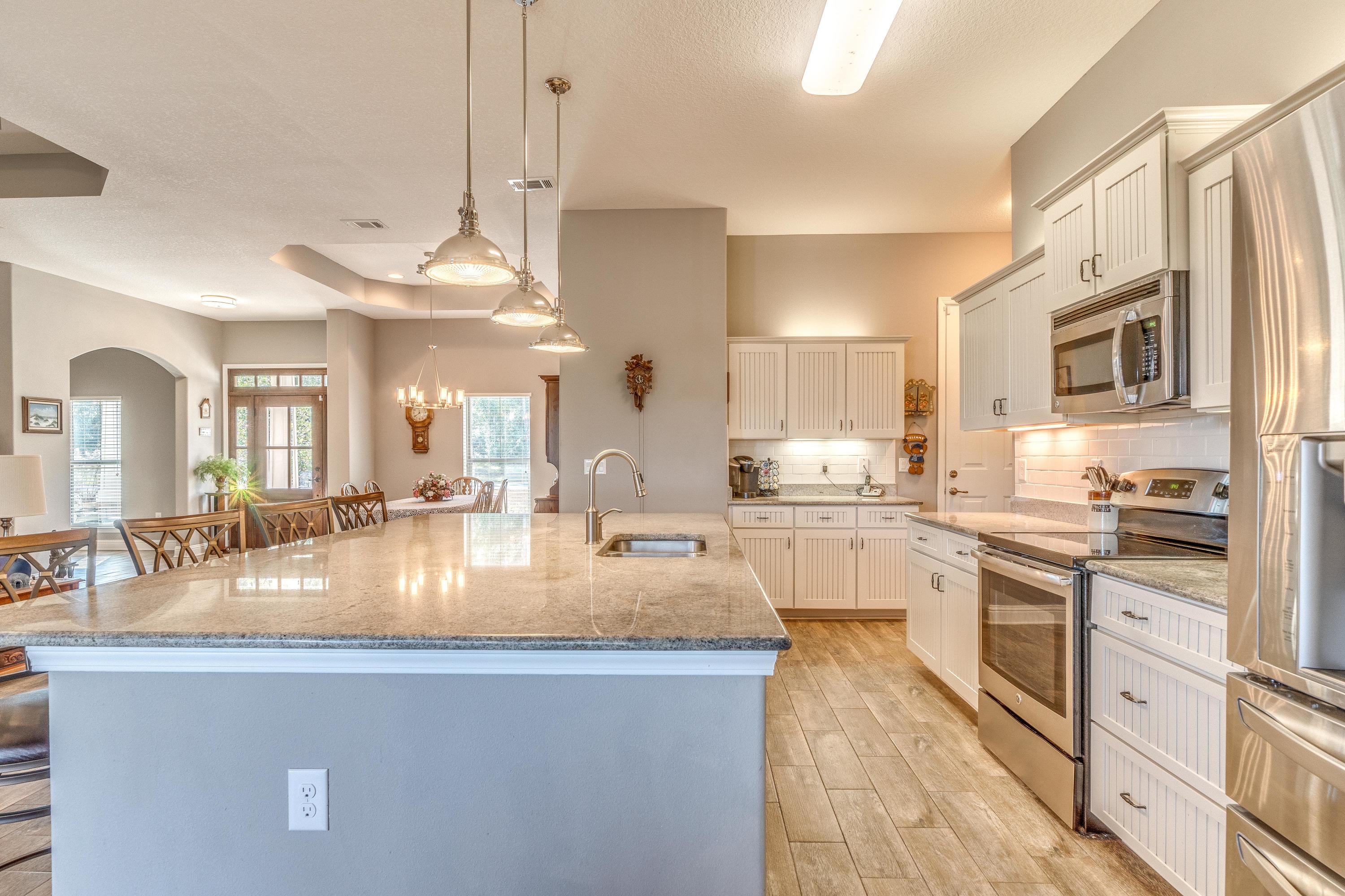 NATURE LAKE - Residential