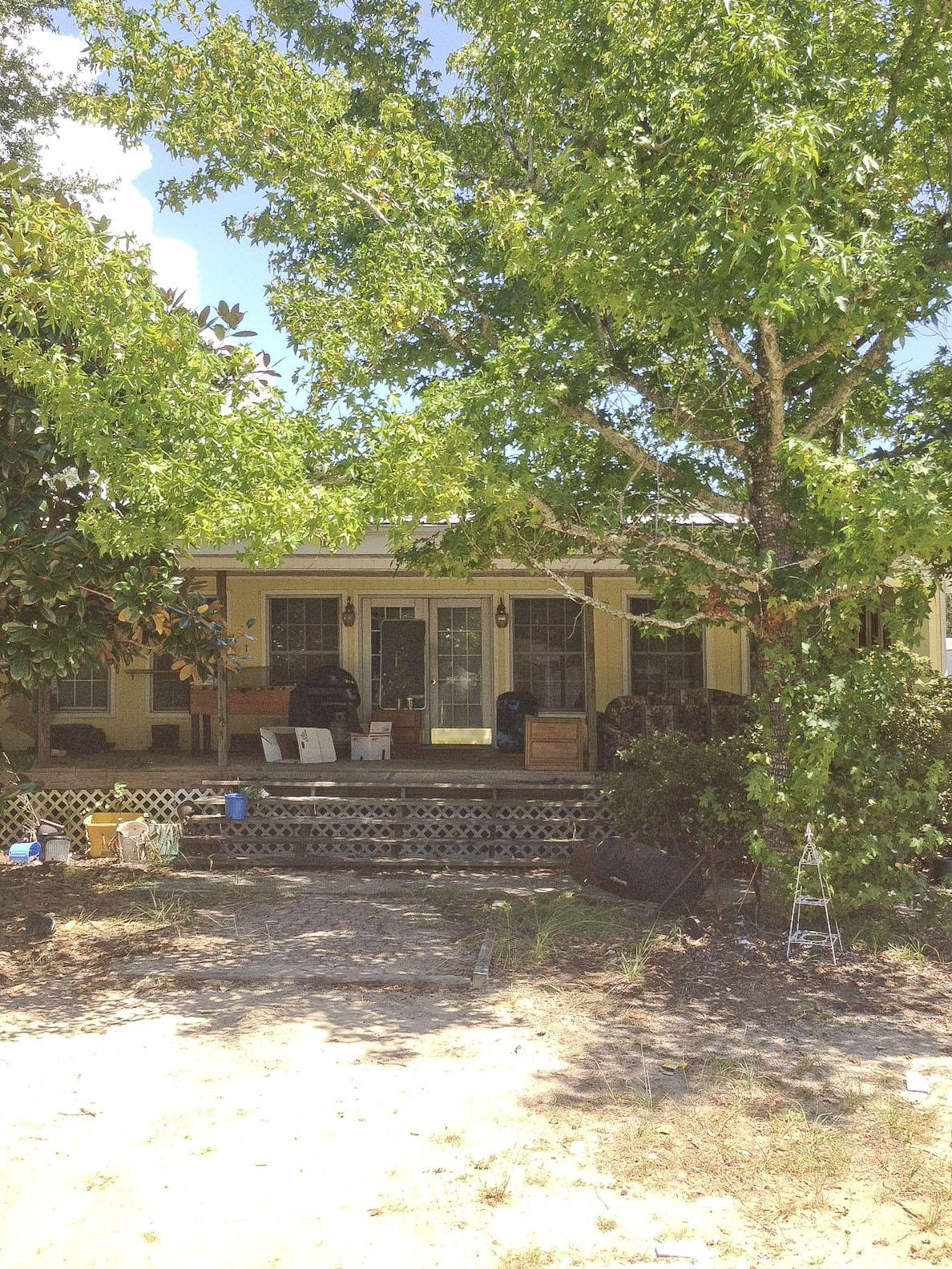 BANK OWNED! ''As Is''. Perfect location in Navarre. Property is zoned as residential and commercial. There are two separate dwellings on the property. For photos reflecting the potential of this property please reference the old MLS# 478597. The sellers knowledge of the property is very limited.