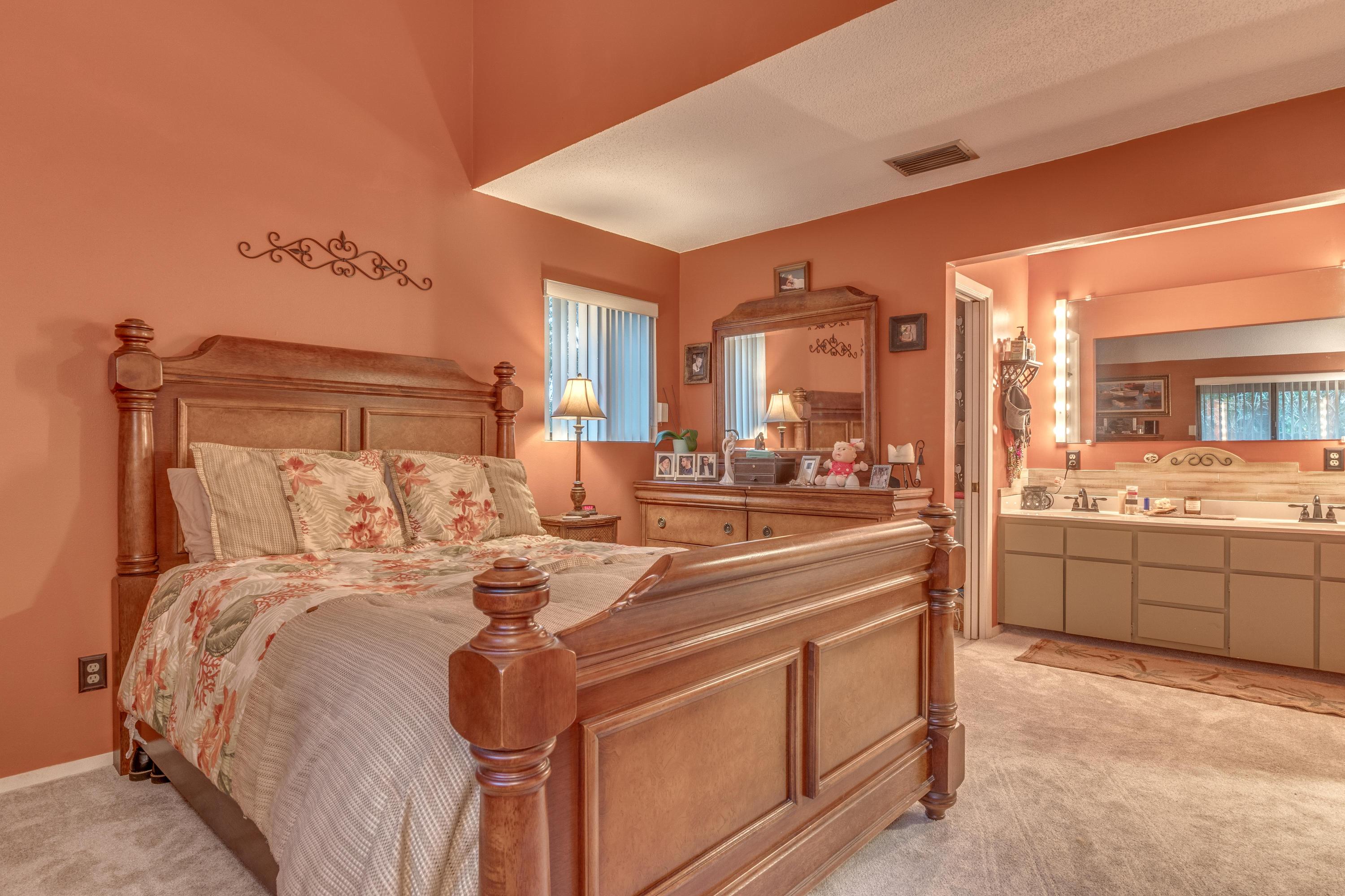 BAYOU WOODS 4TH ADD LOT 1 - Residential