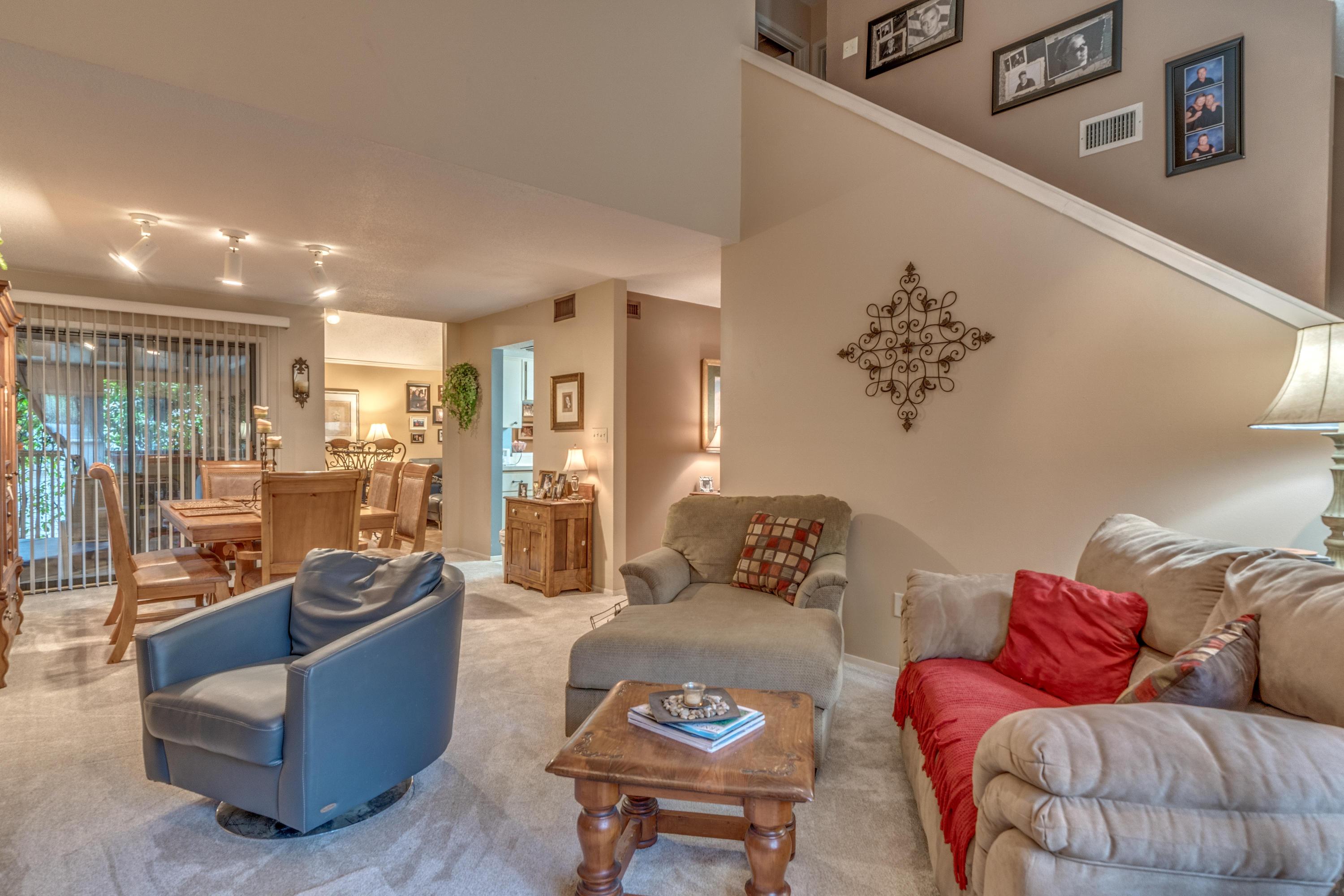 BAYOU WOODS 4TH ADD LOT 1 - Residential