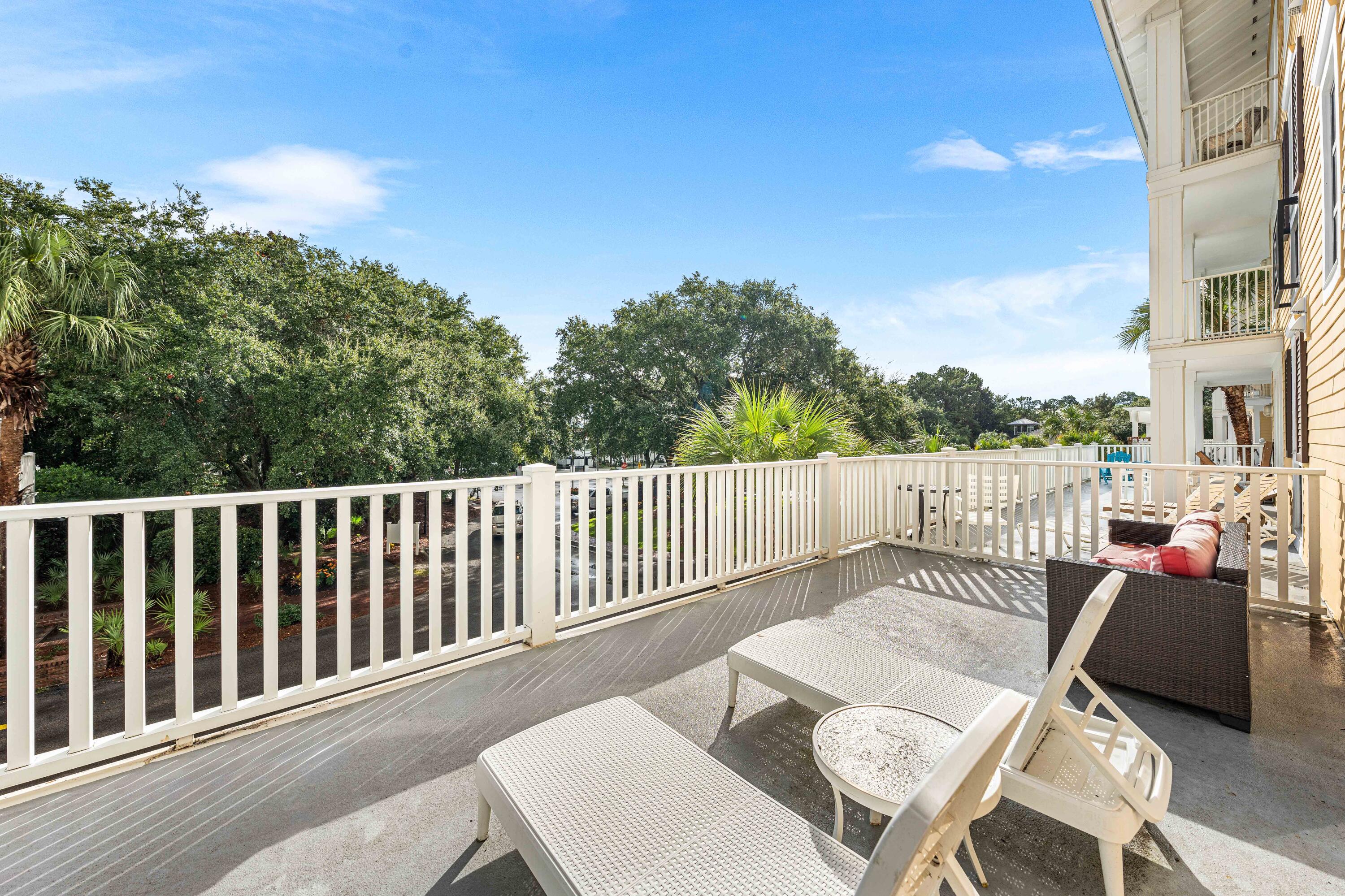 OBSERVATION POINT - Residential