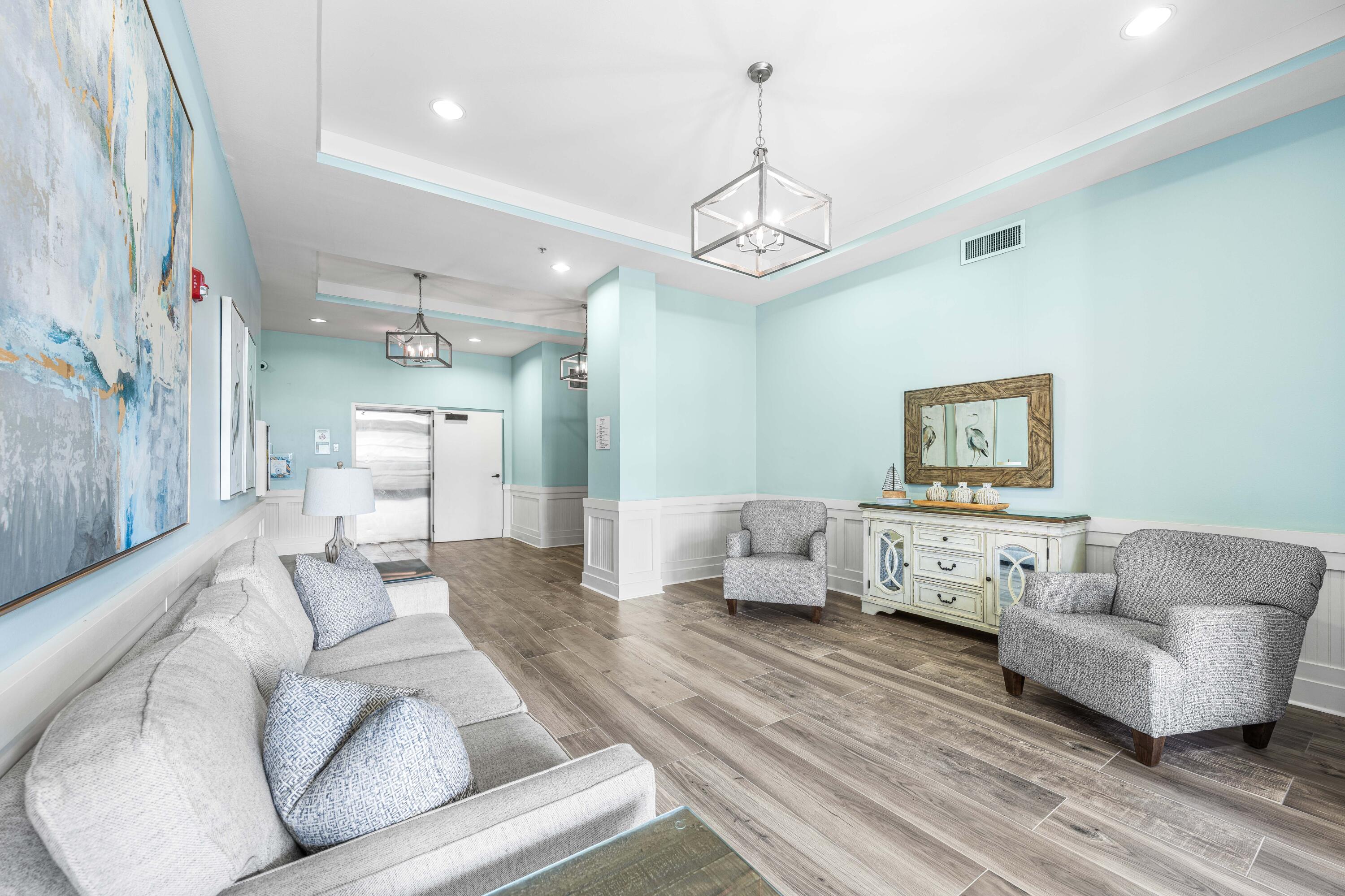 OBSERVATION POINT - Residential