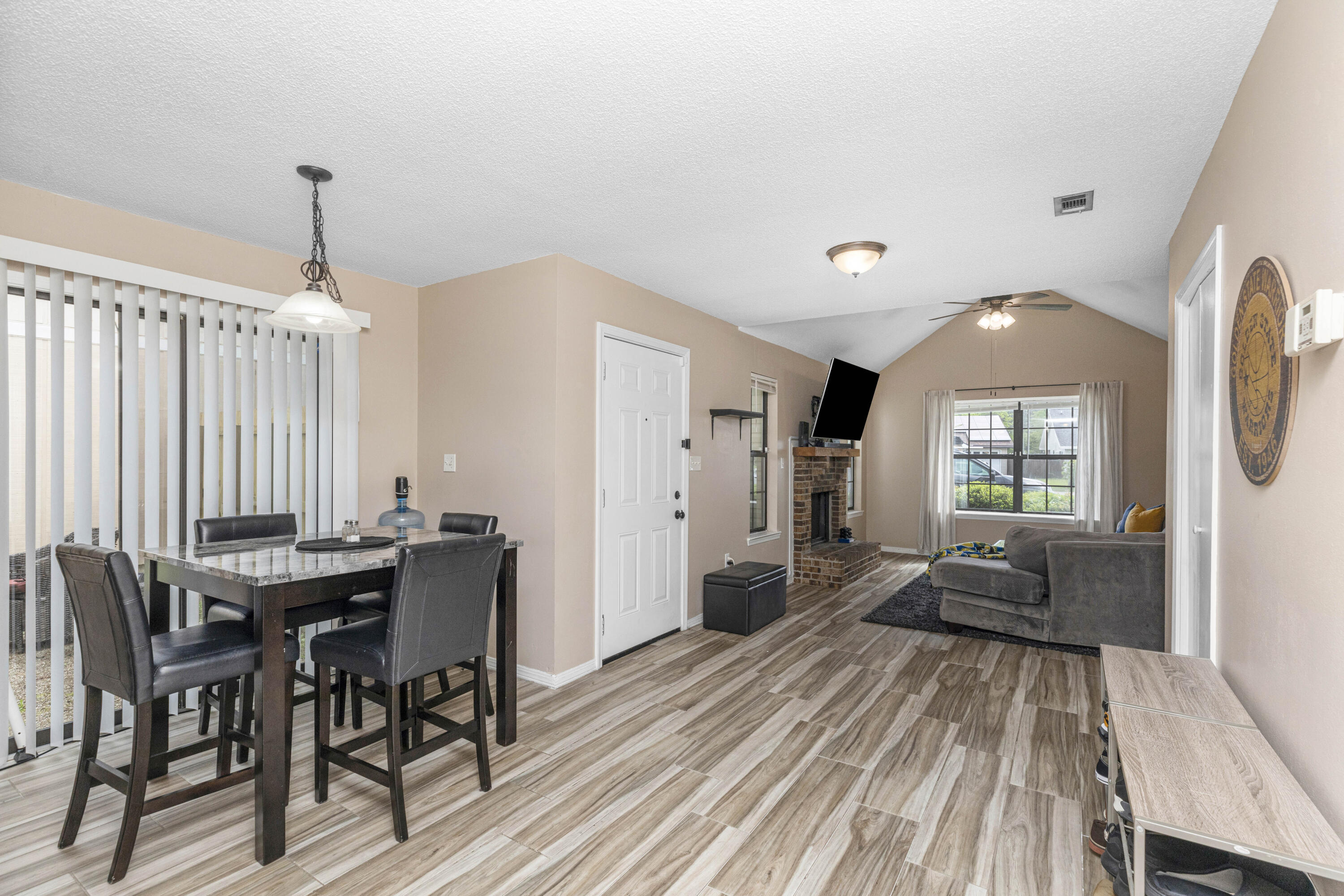 HIDDEN TRAILS PH 3 - Residential