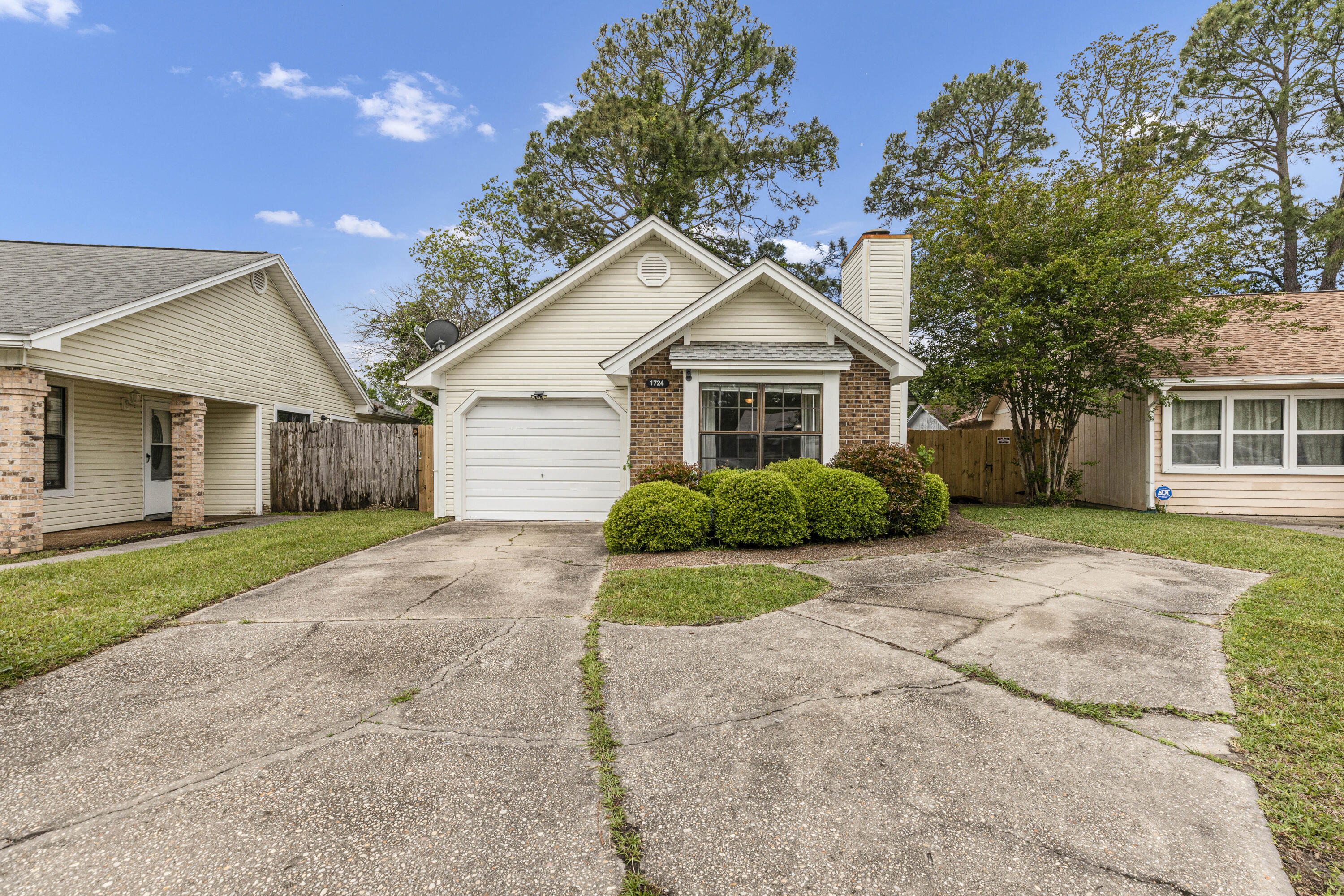 HIDDEN TRAILS PH 3 - Residential