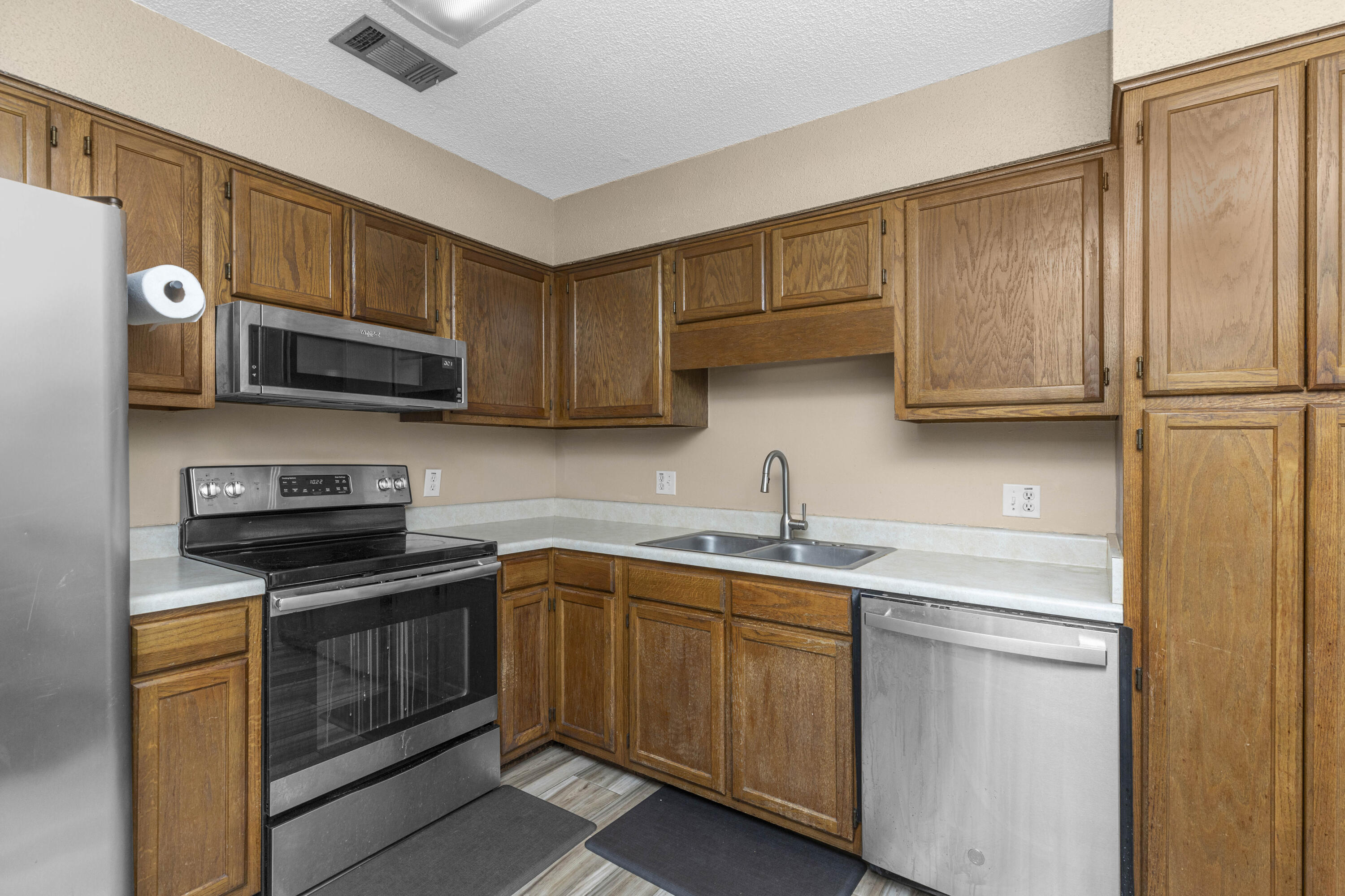 HIDDEN TRAILS PH 3 - Residential