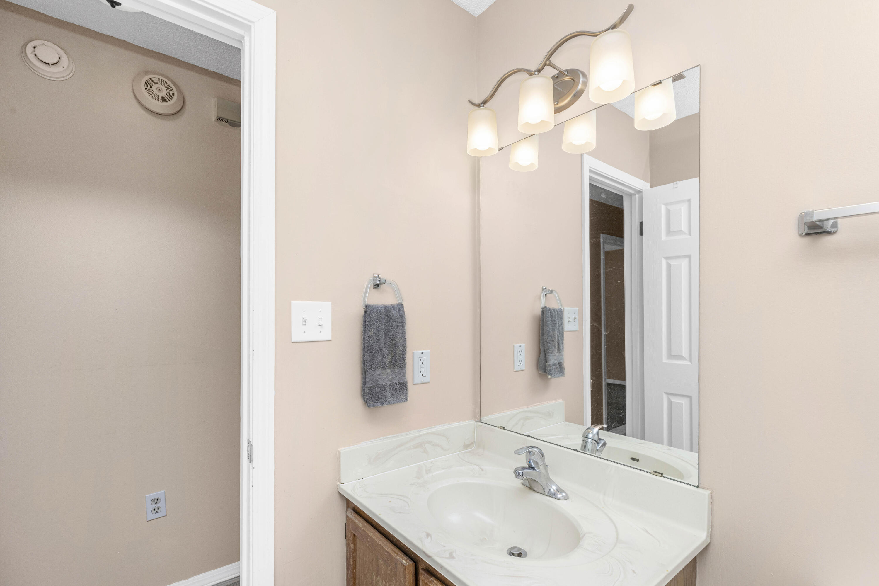 HIDDEN TRAILS PH 3 - Residential