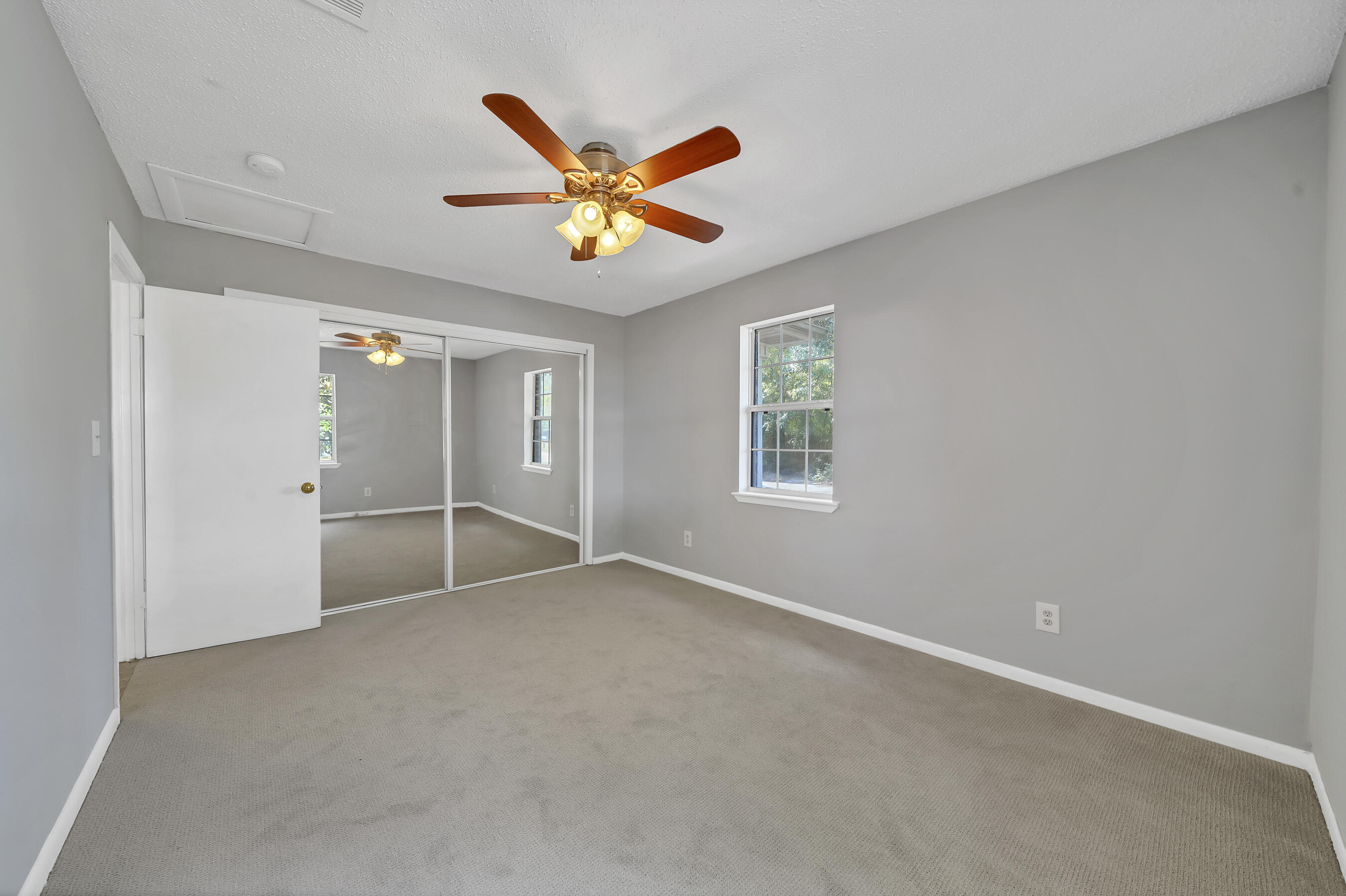 CHEROKEE ACRES - Residential