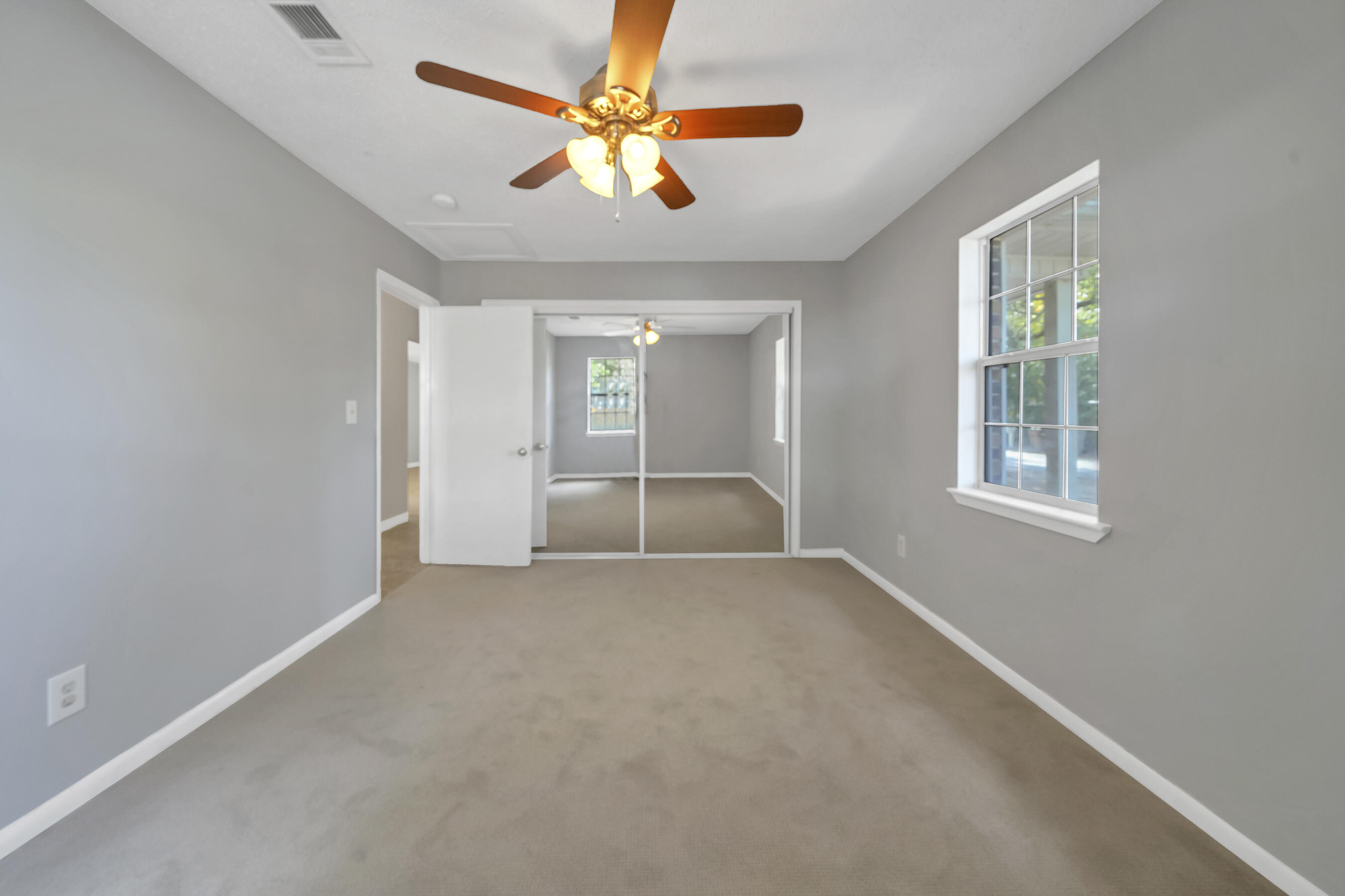 CHEROKEE ACRES - Residential