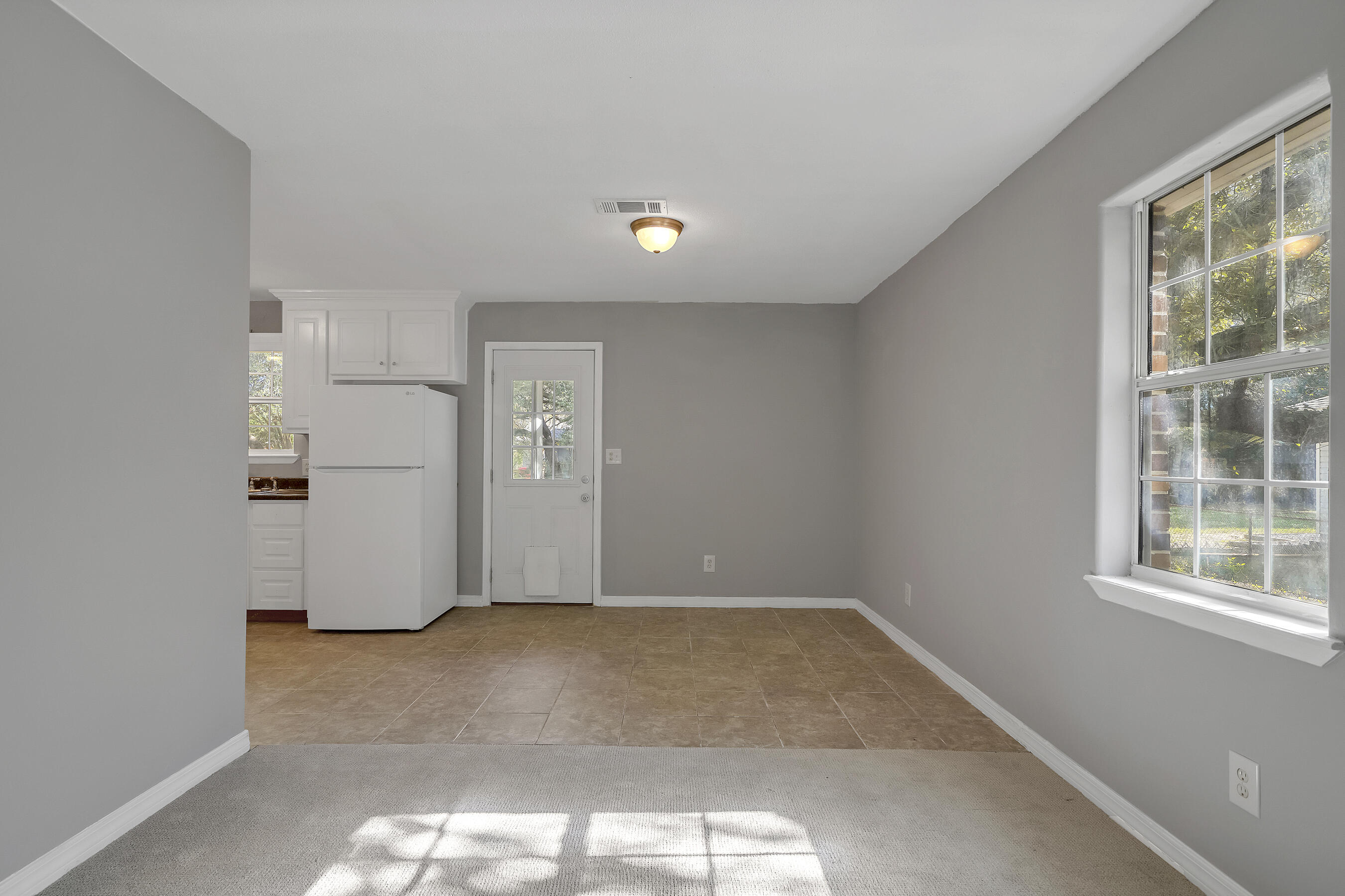 CHEROKEE ACRES - Residential