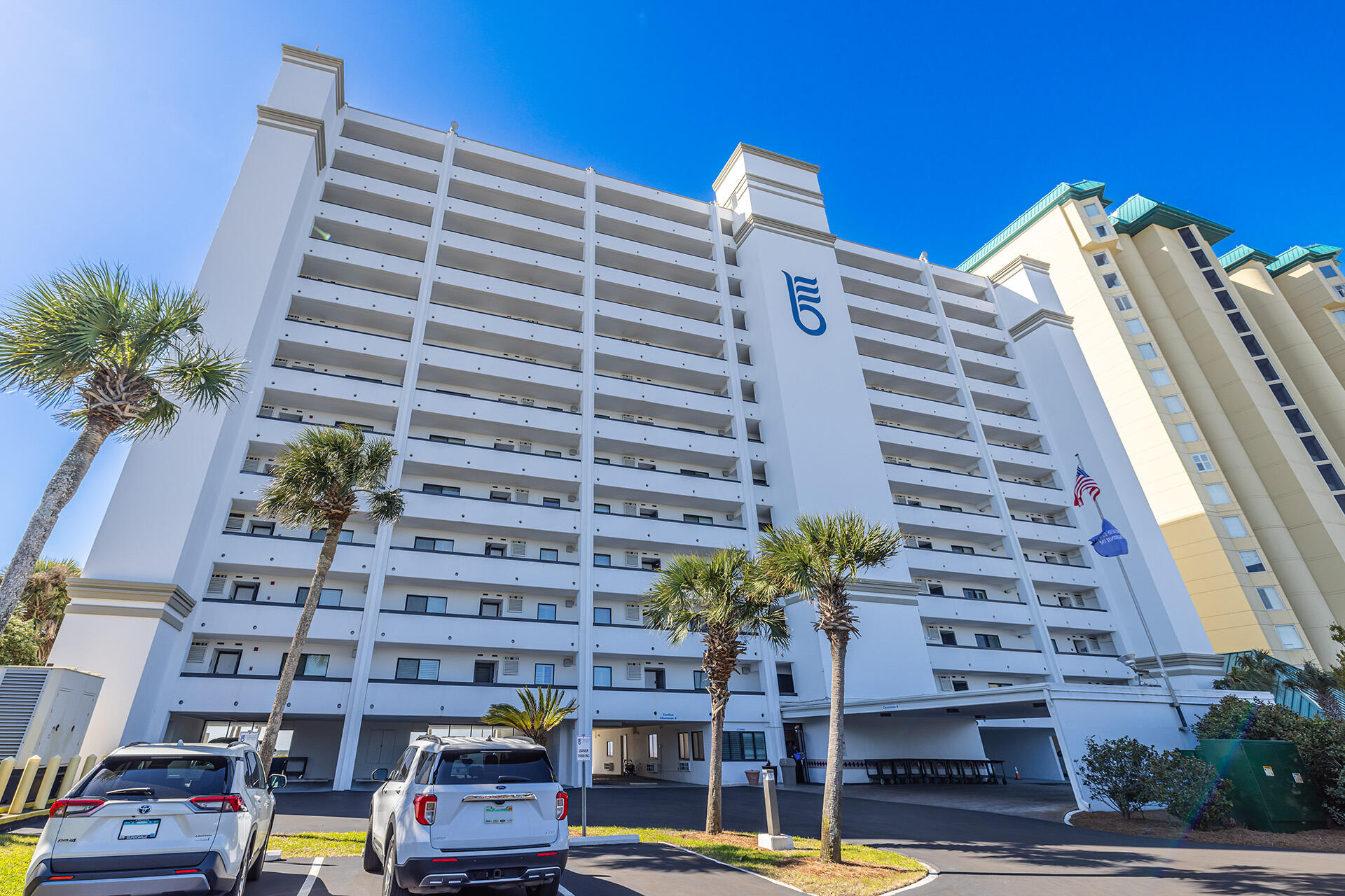 BREAKERS EAST CONDO - Residential