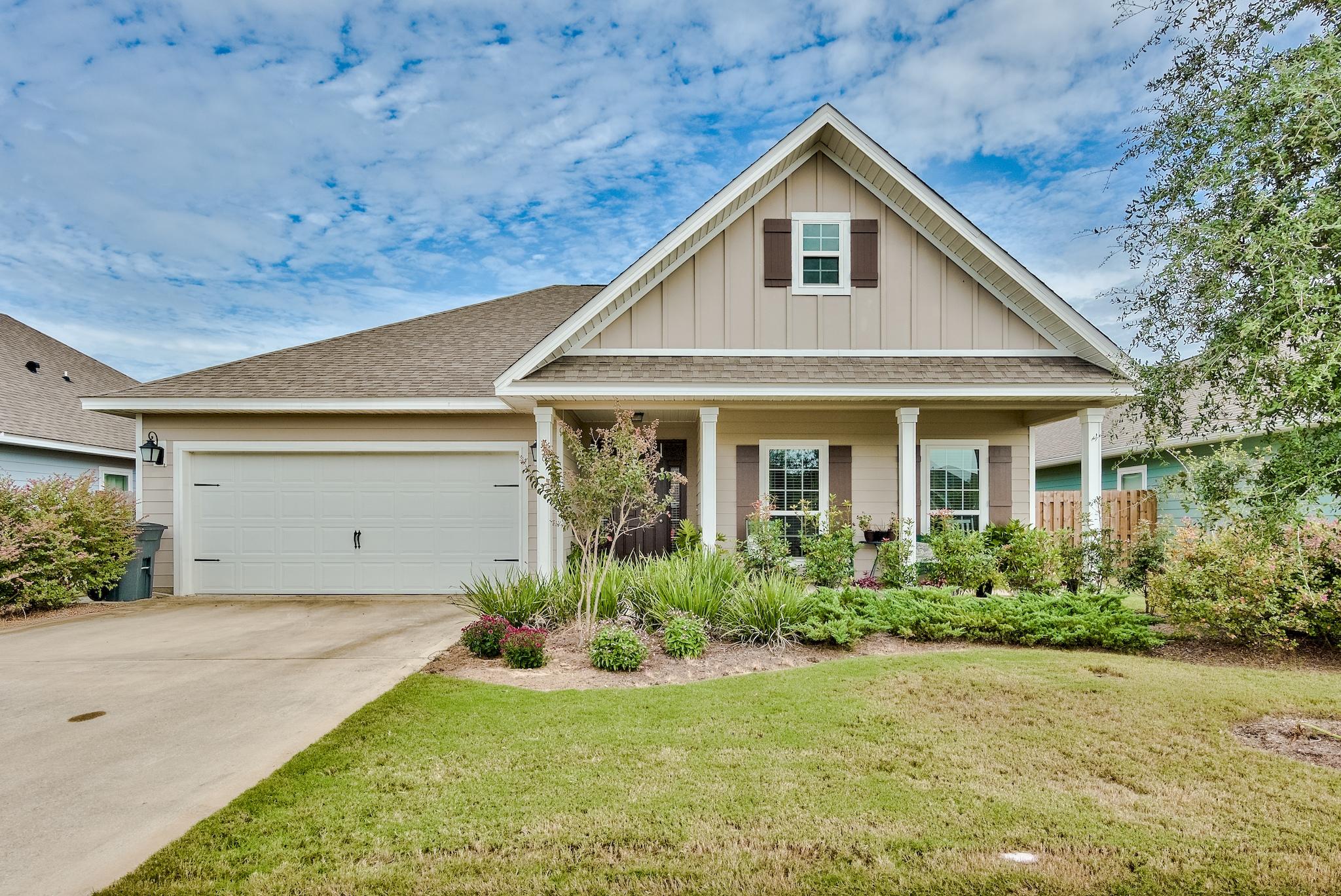 HAMMOCK BAY - Residential