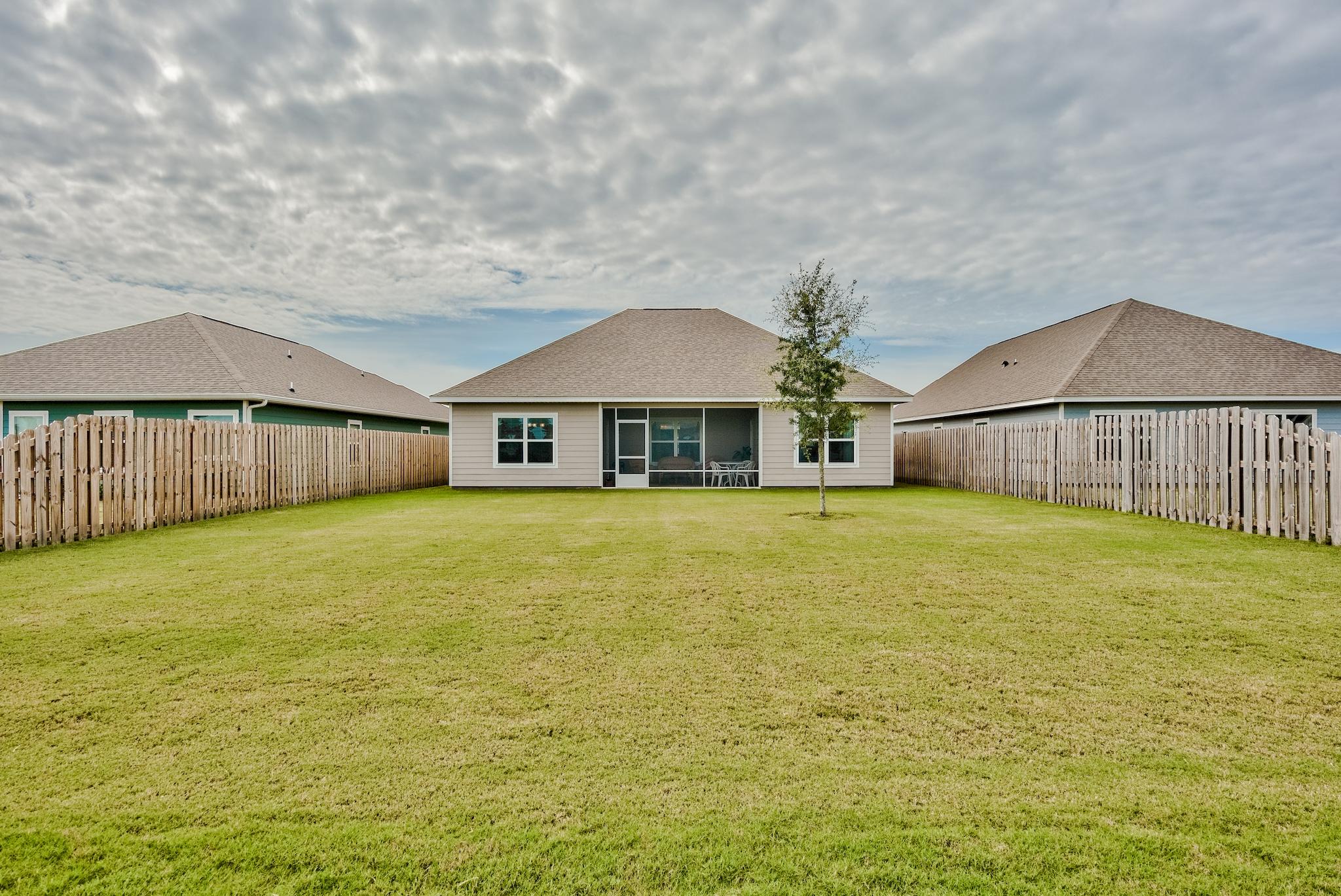 HAMMOCK BAY - Residential