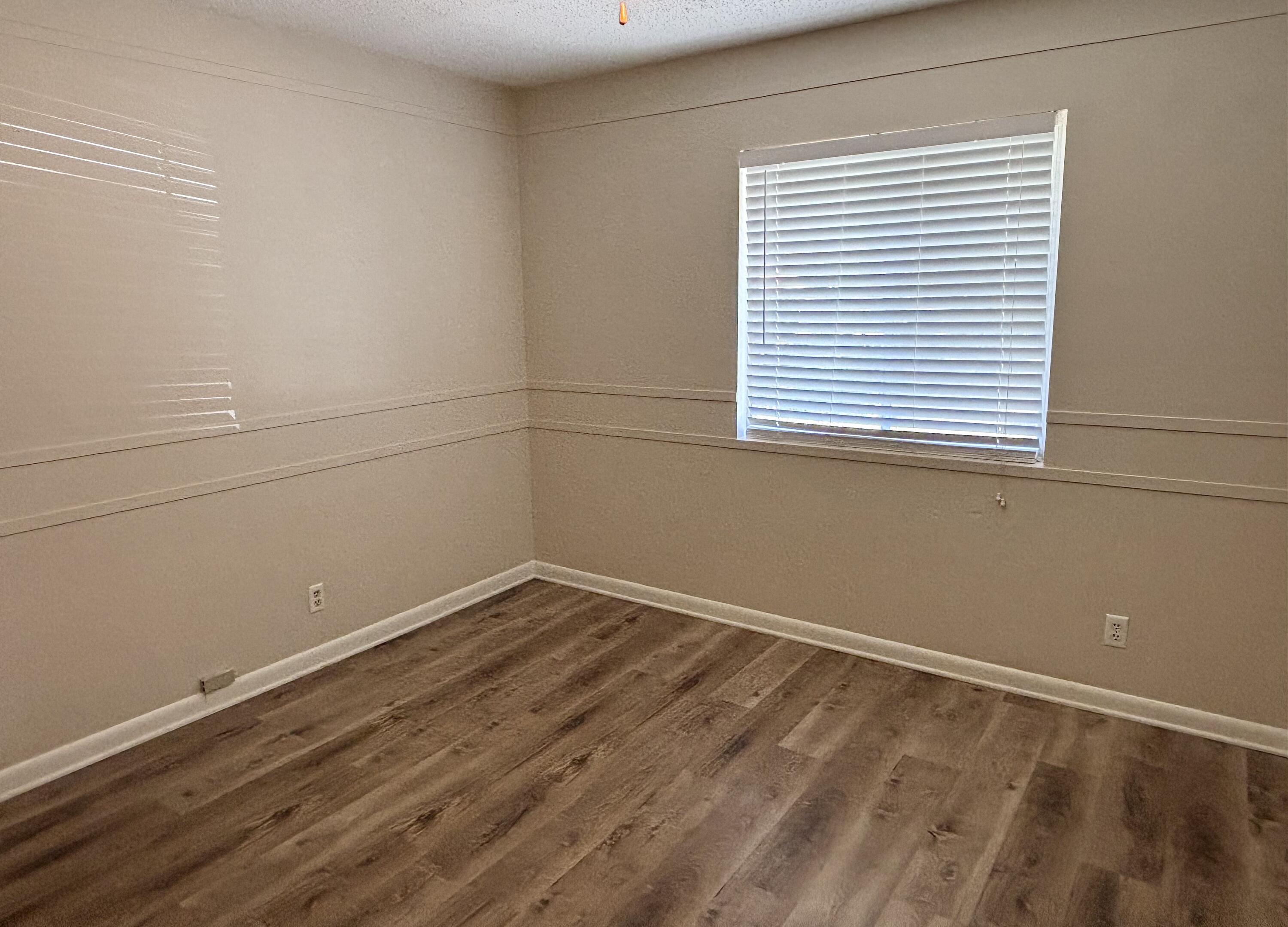 WYNNEHAVEN BEACH ESTATES - Residential Lease