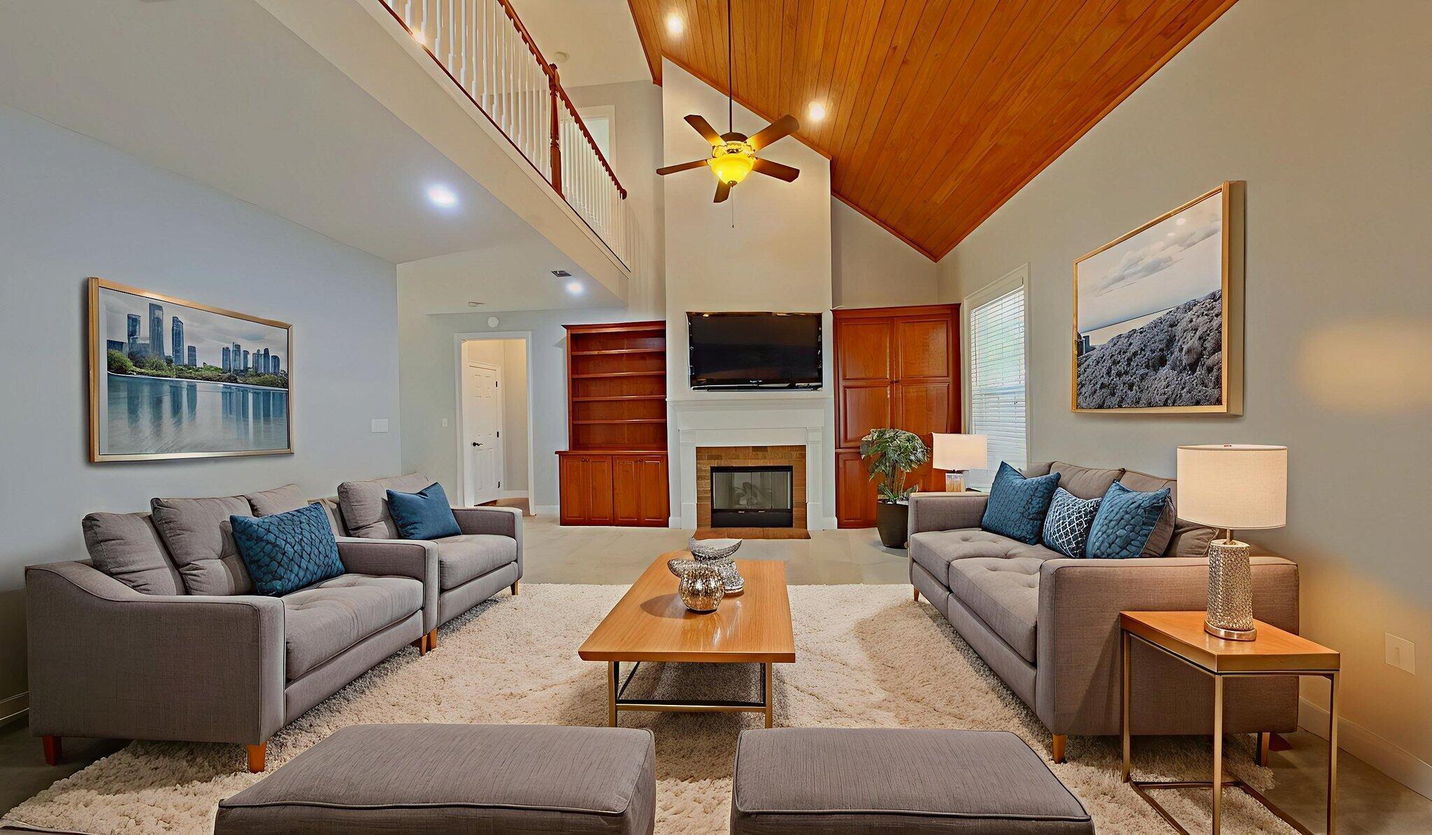 BAHIA VISTA - Residential Lease
