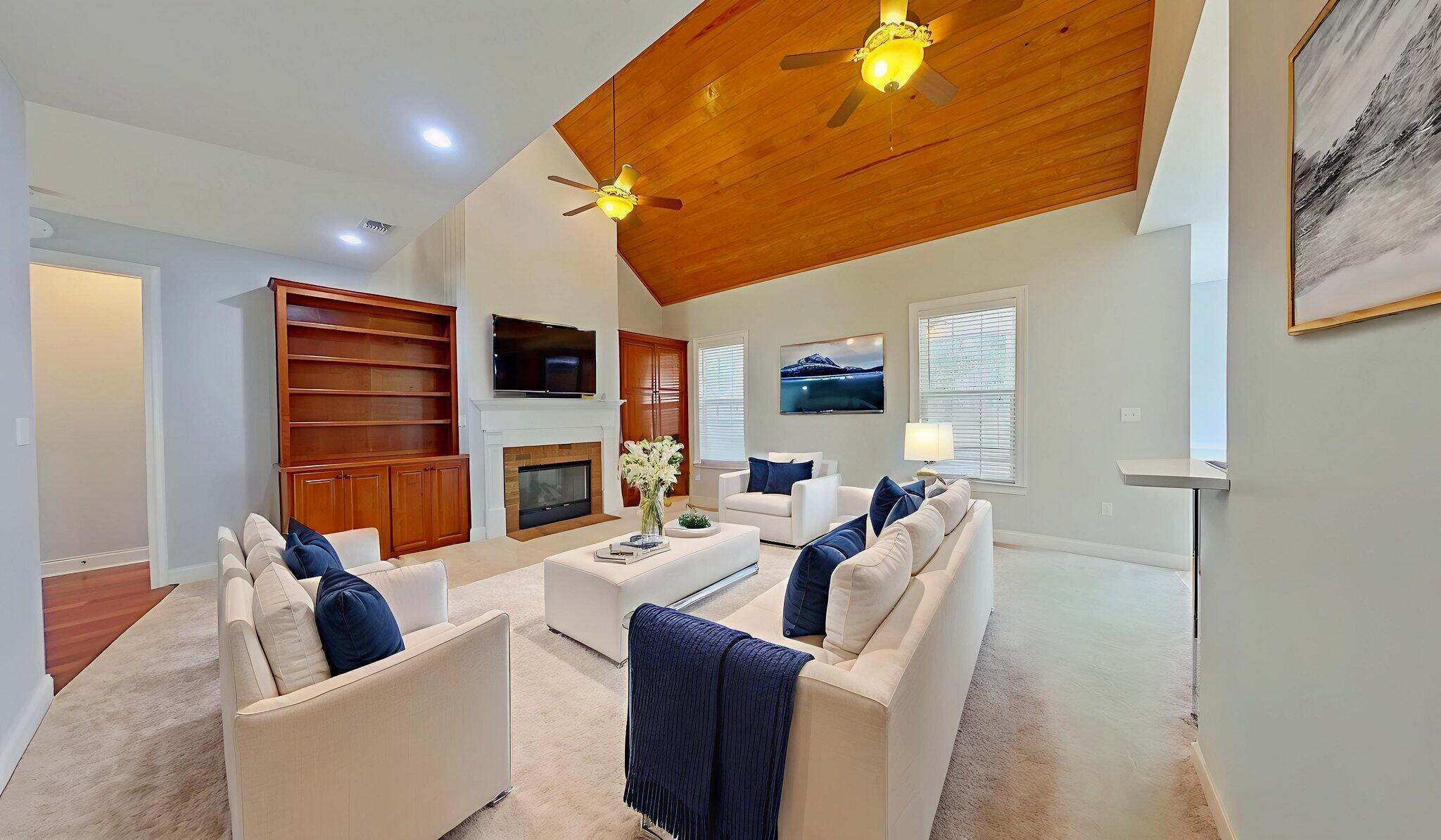 BAHIA VISTA - Residential Lease