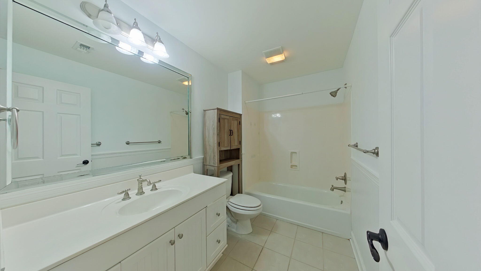 BAHIA VISTA - Residential Lease