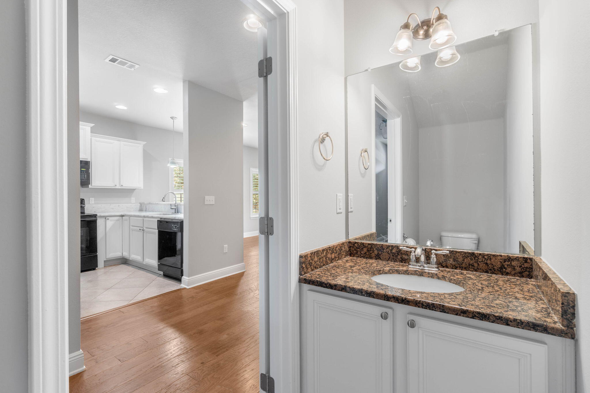 RESERVE POINTE - Residential